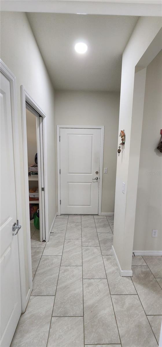 Image 25 of 38 For 1823 Spring Shower Cir