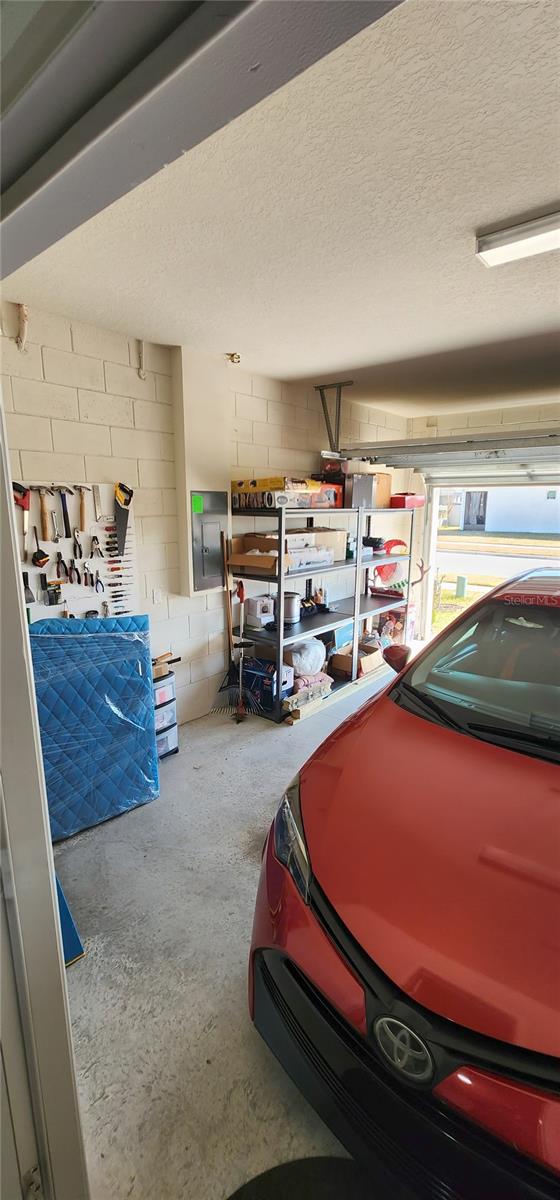 Image 30 of 38 For 1823 Spring Shower Cir