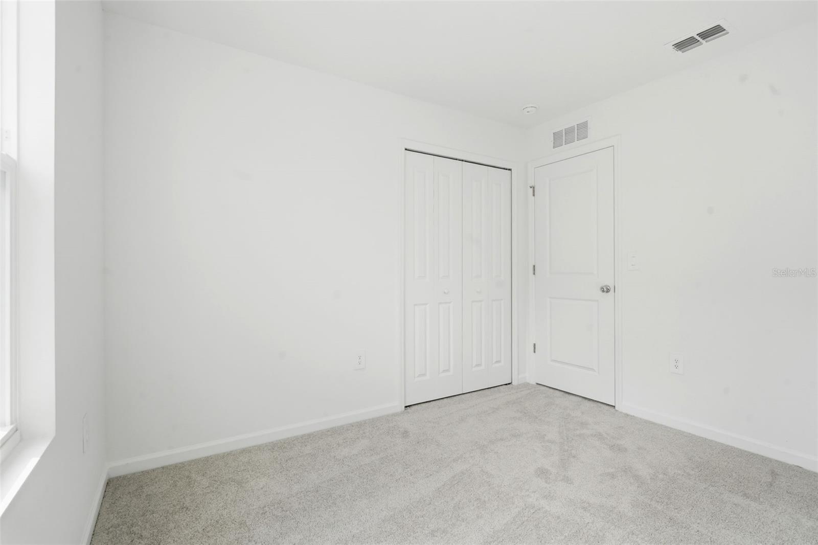 Image 34 of 53 For 2756 Lookout Ridge Road