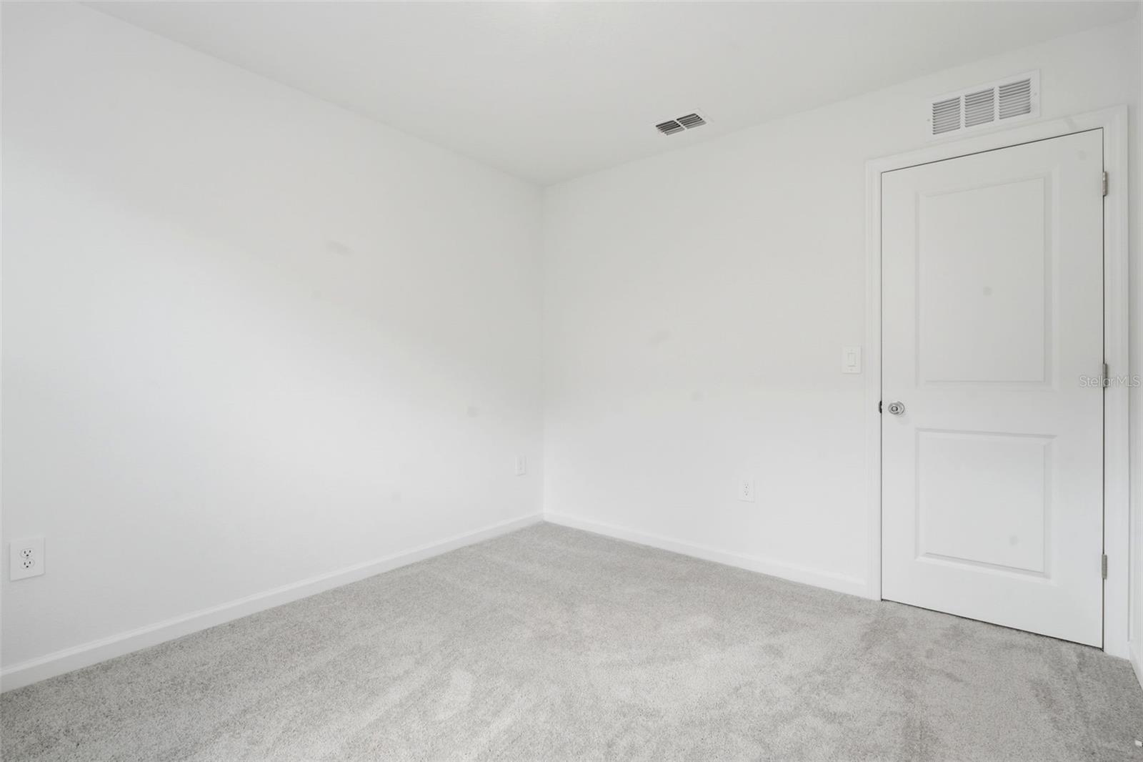 Image 36 of 53 For 2756 Lookout Ridge Road