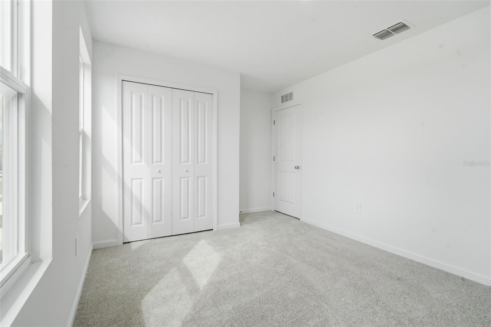 Image 41 of 53 For 2756 Lookout Ridge Road