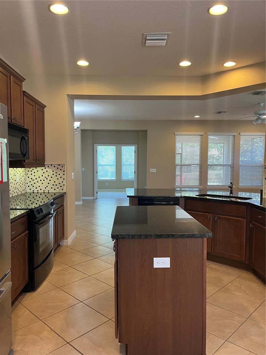 Image 5 of 44 For 374 Salt Marsh Lane