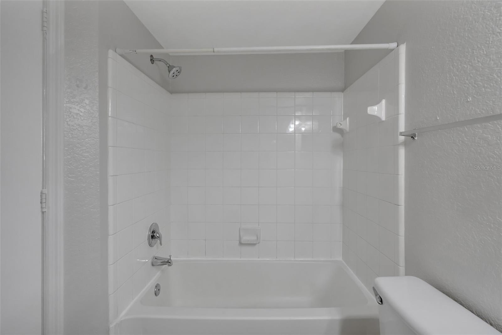 Image 14 of 24 For 2216 Grand Cayman Court 1422