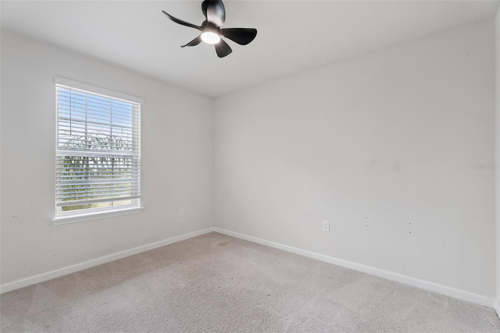 Image 19 of 37 For 6072 Glory Bower Drive