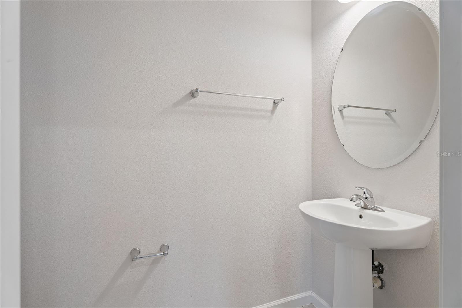 Image 24 of 37 For 6072 Glory Bower Drive