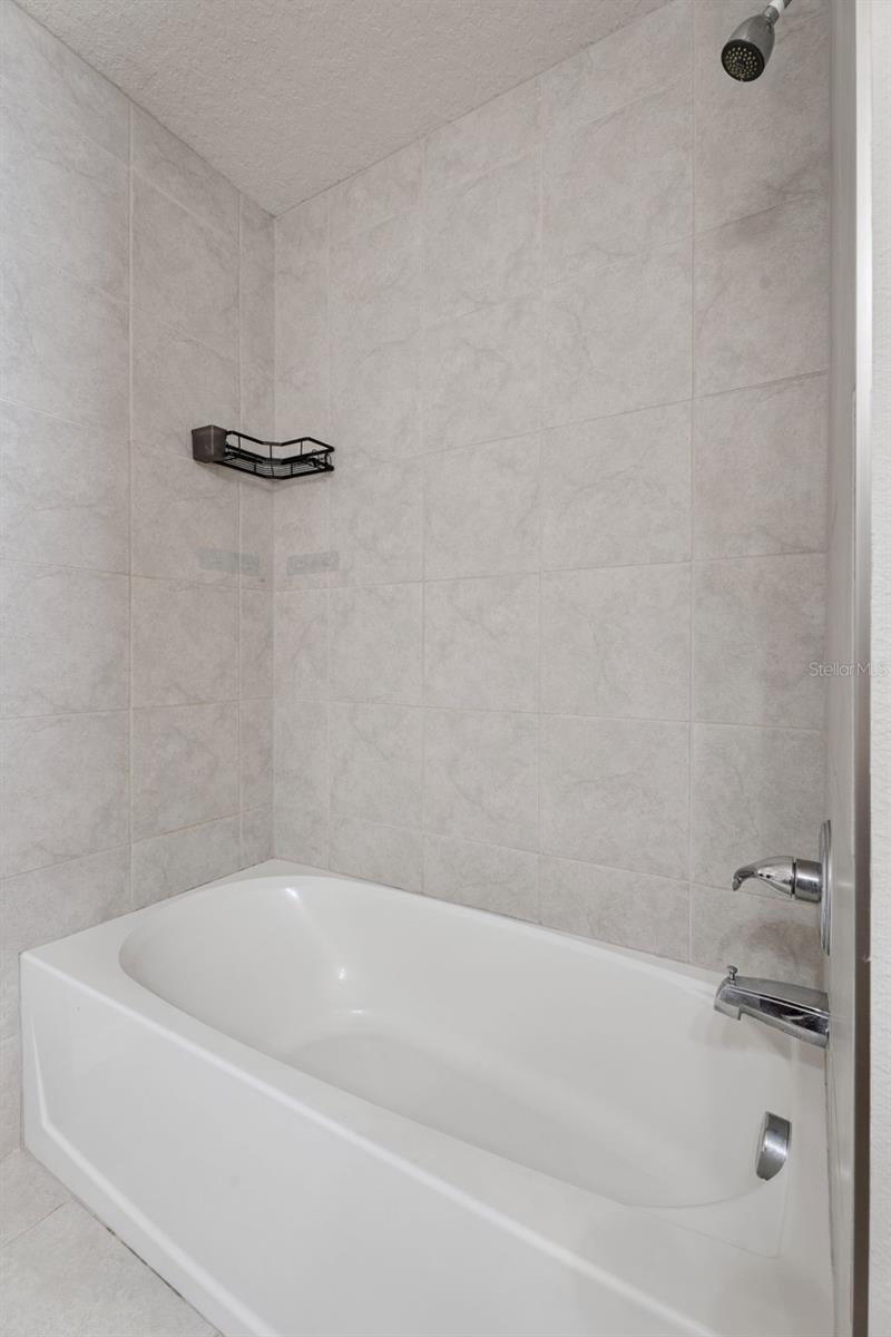 Image 25 of 37 For 6072 Glory Bower Drive