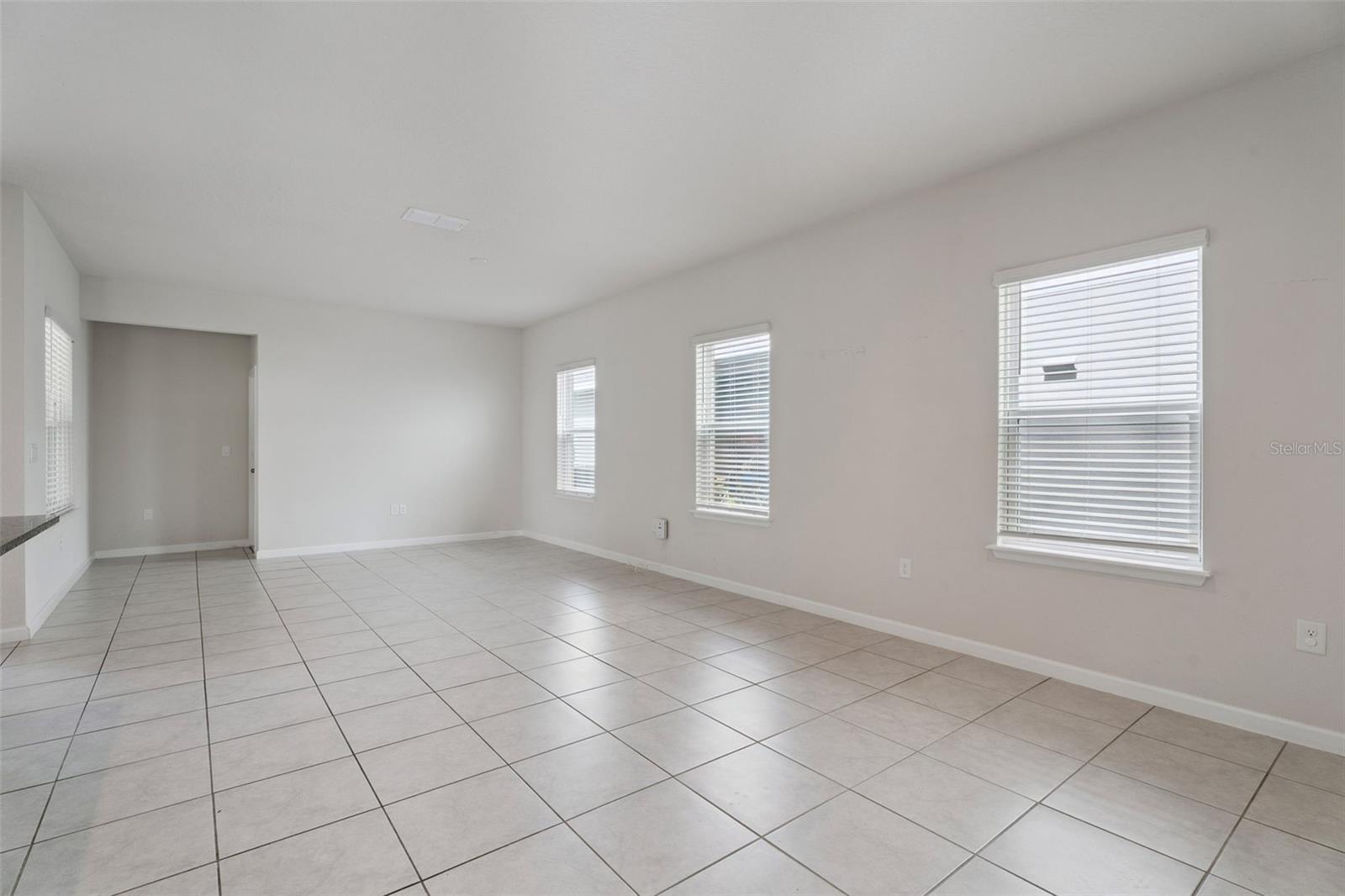 Image 5 of 37 For 6072 Glory Bower Drive