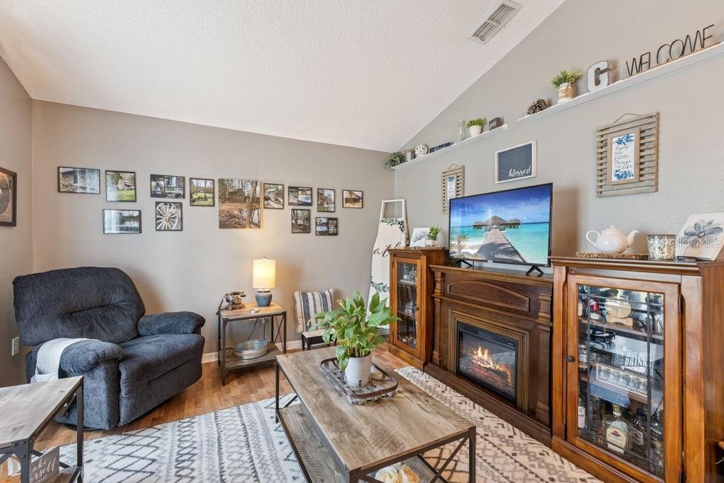 Image 24 of 32 For 1405 Winterville Street