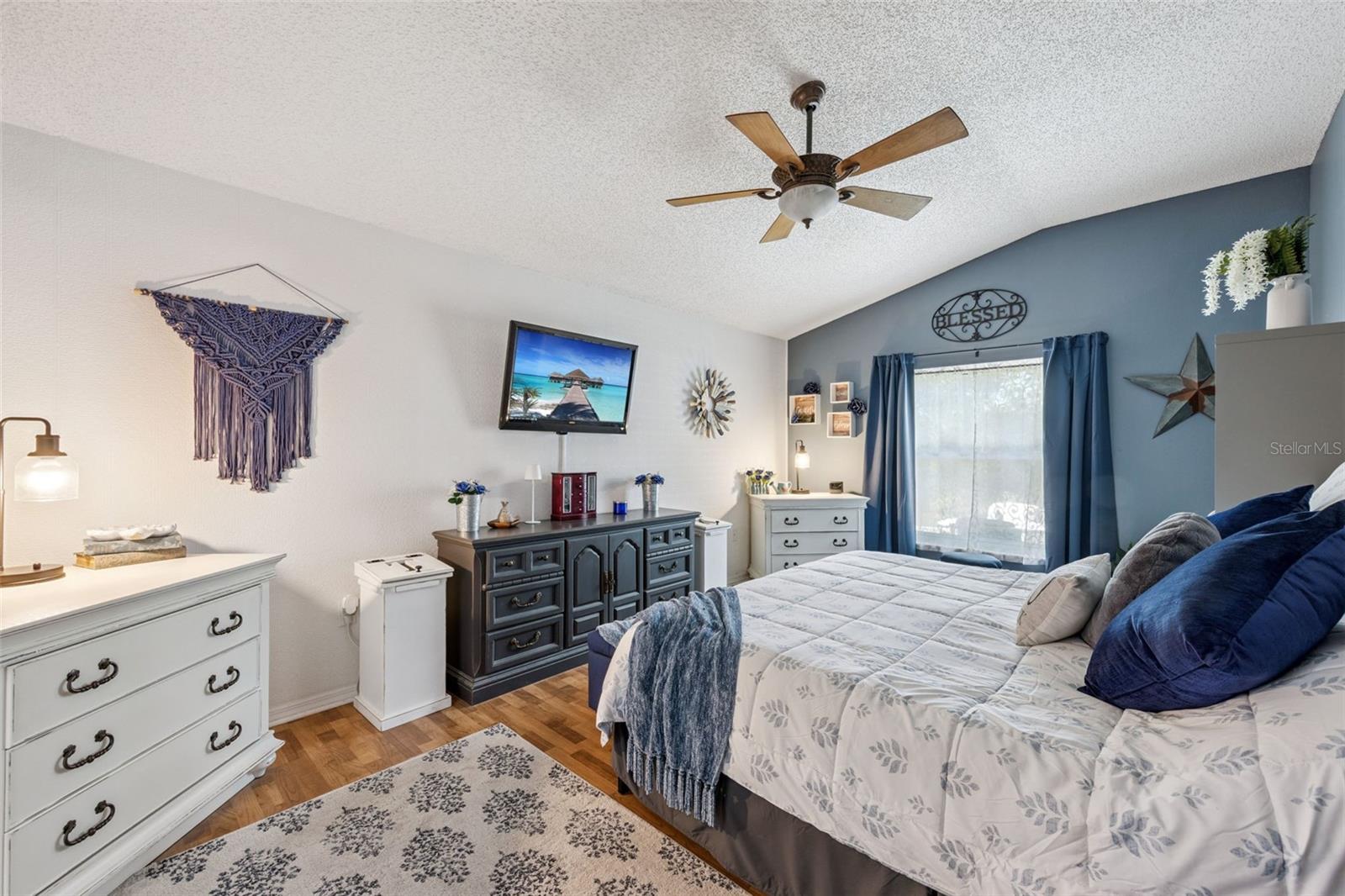 Image 6 of 32 For 1405 Winterville Street