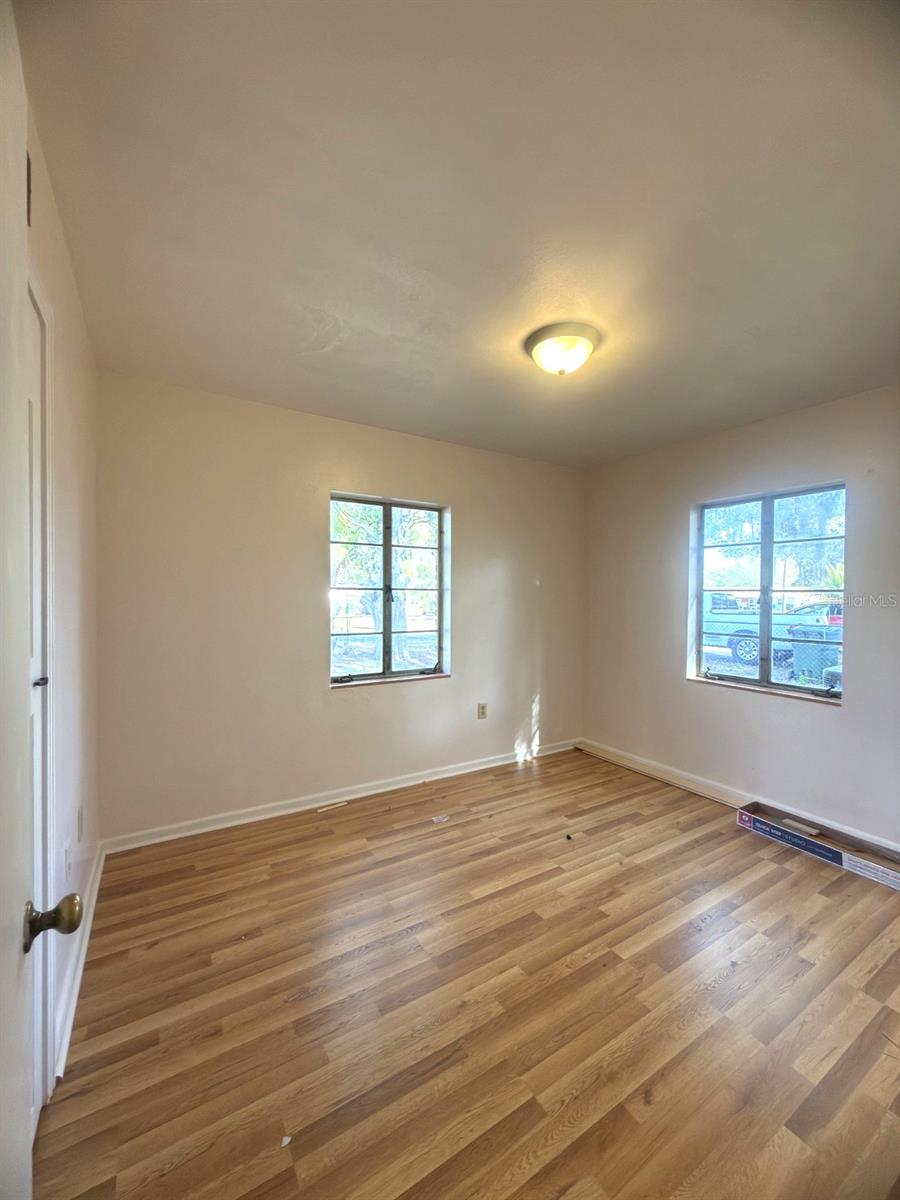 Image 19 of 30 For 2103 Vine Street