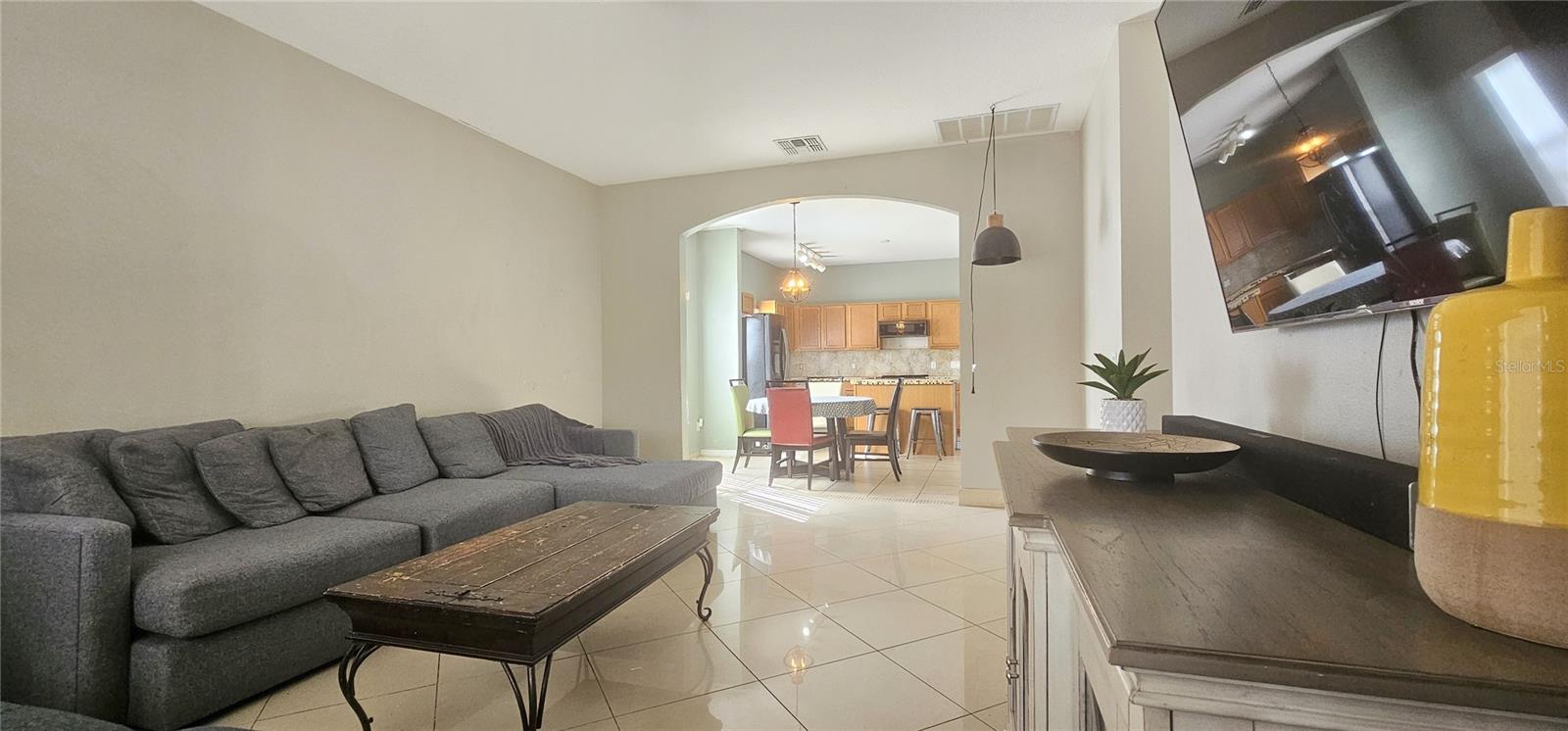 Image 10 of 29 For 10927 Leader Lane