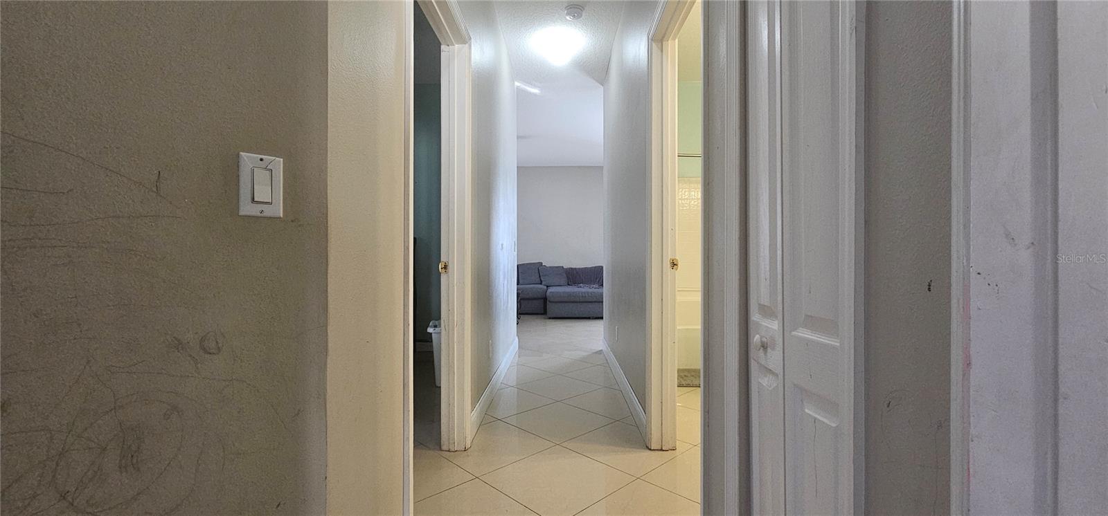 Image 15 of 29 For 10927 Leader Lane