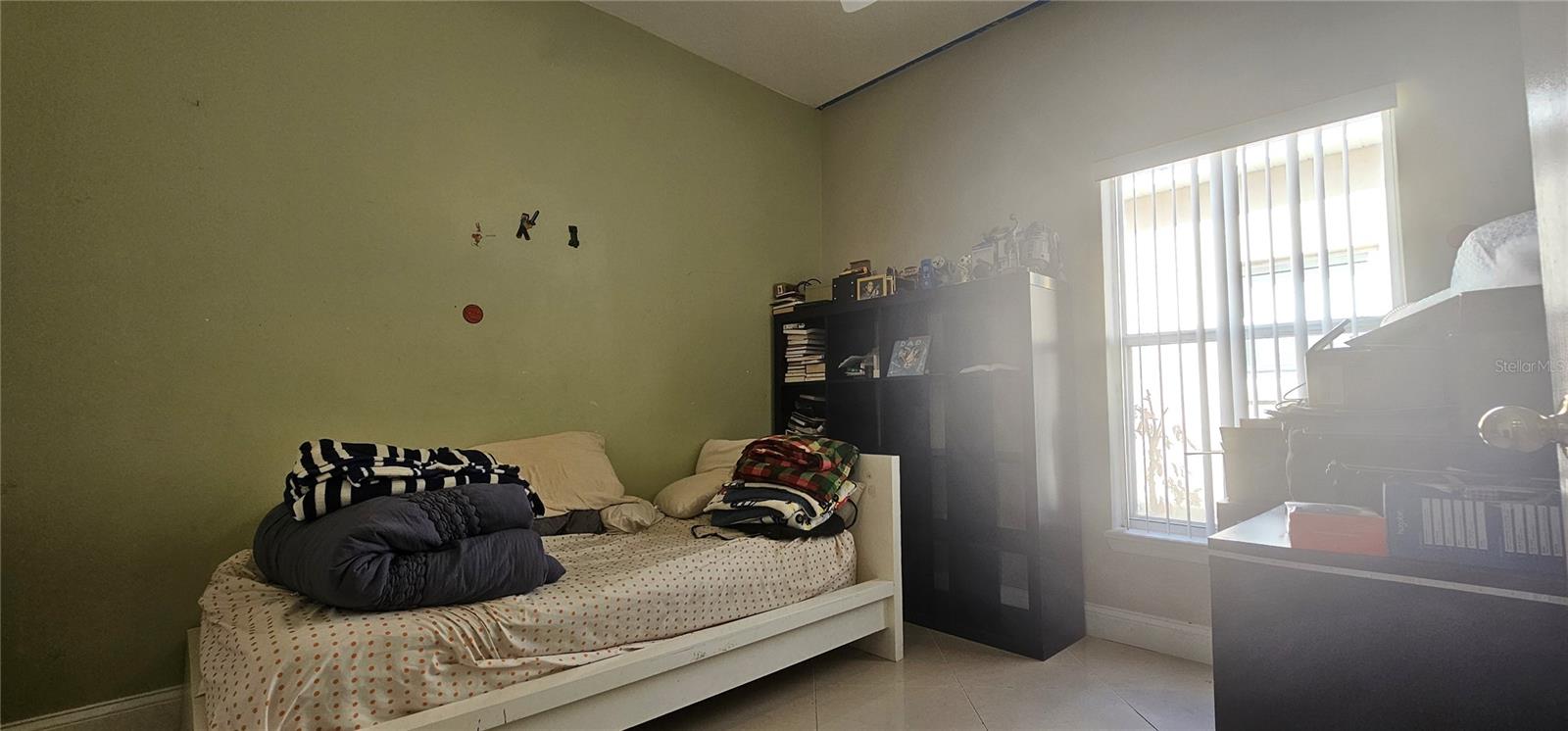 Image 23 of 29 For 10927 Leader Lane