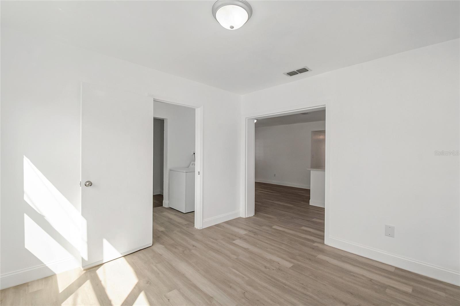 Image 18 of 48 For 2924 Atlanta Avenue