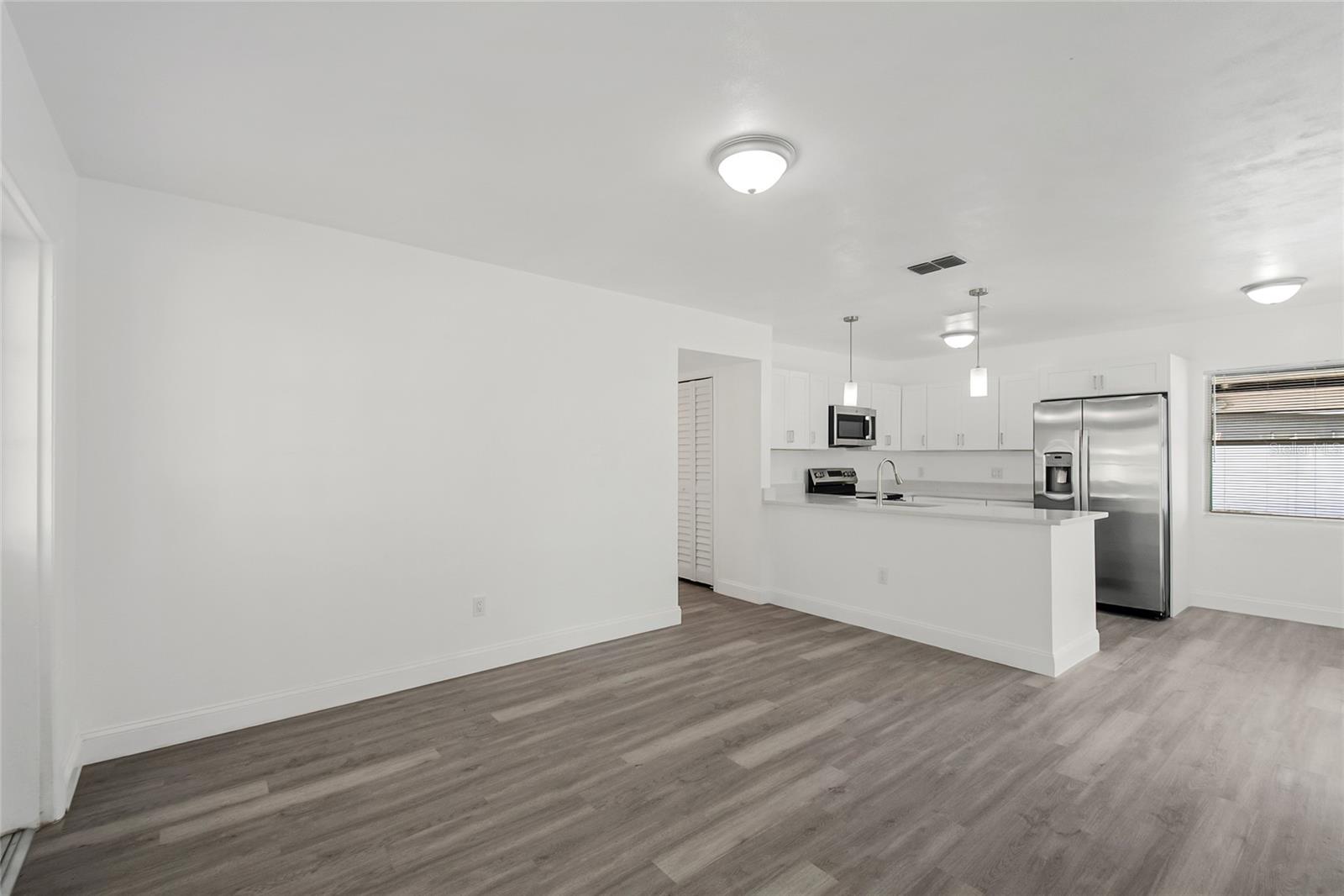 Image 7 of 48 For 2924 Atlanta Avenue