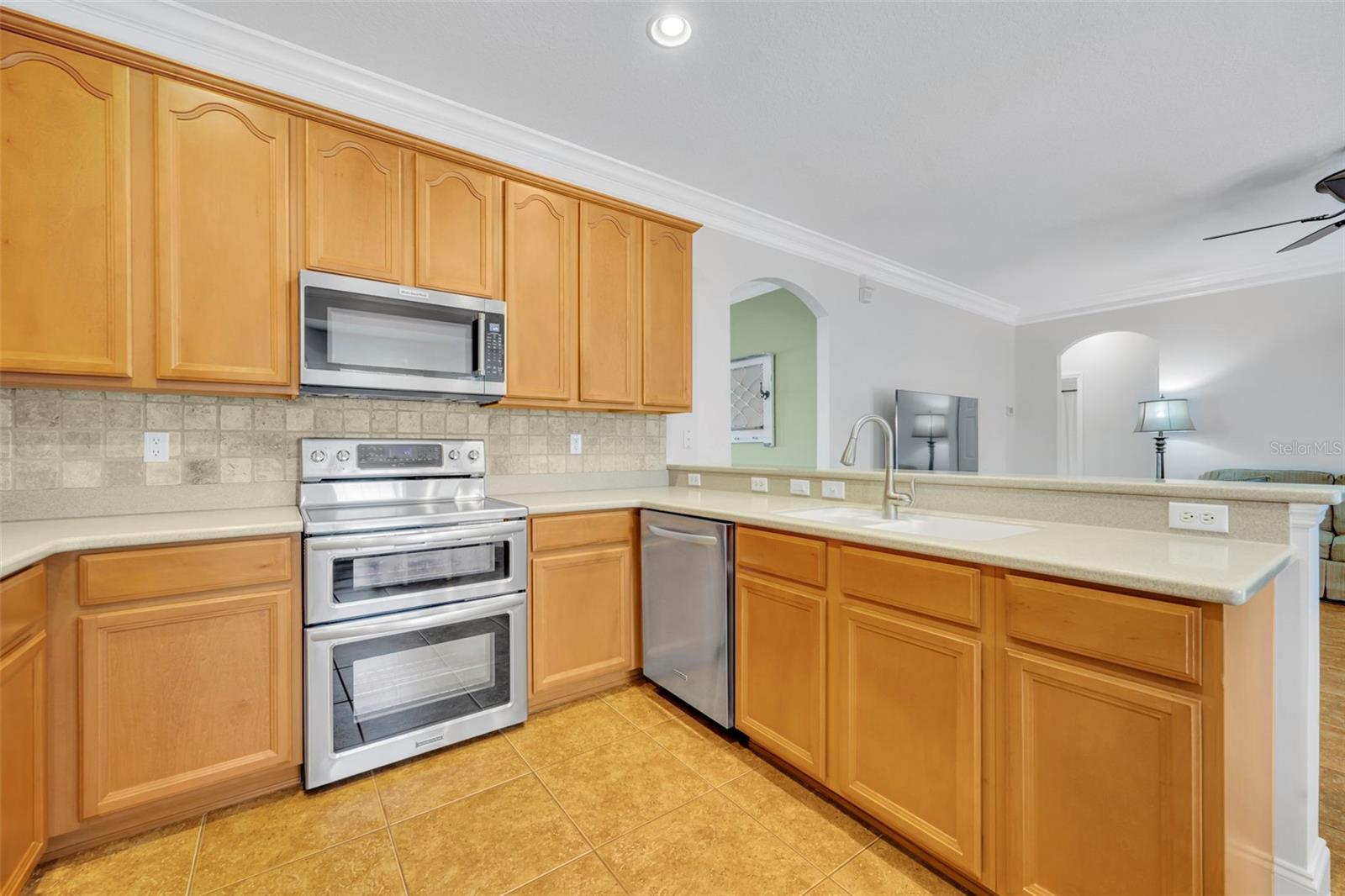 Image 15 of 61 For 13431 Early Frost Circle