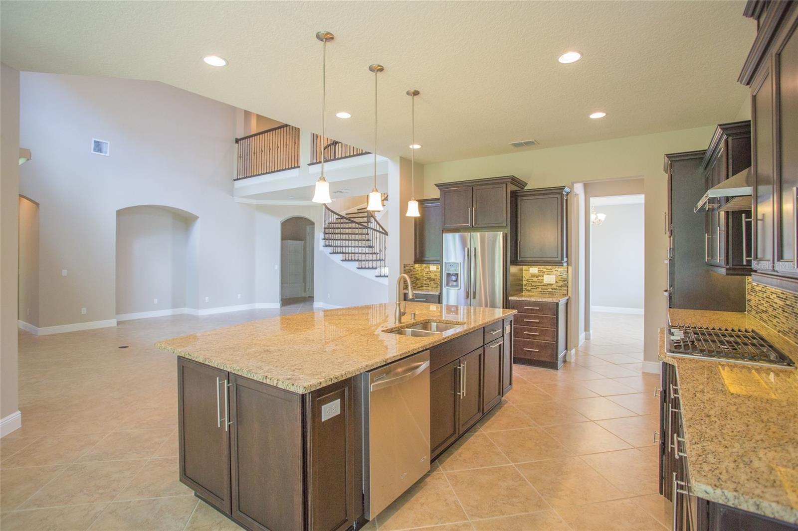 Image 18 of 35 For 11712 Savona Way