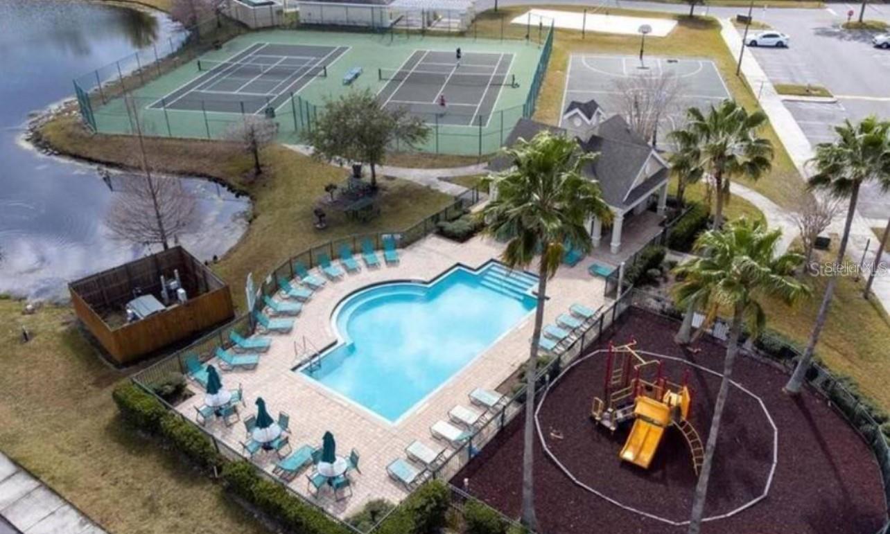 Image 18 of 19 For 4006 Santa Maria Drive 105