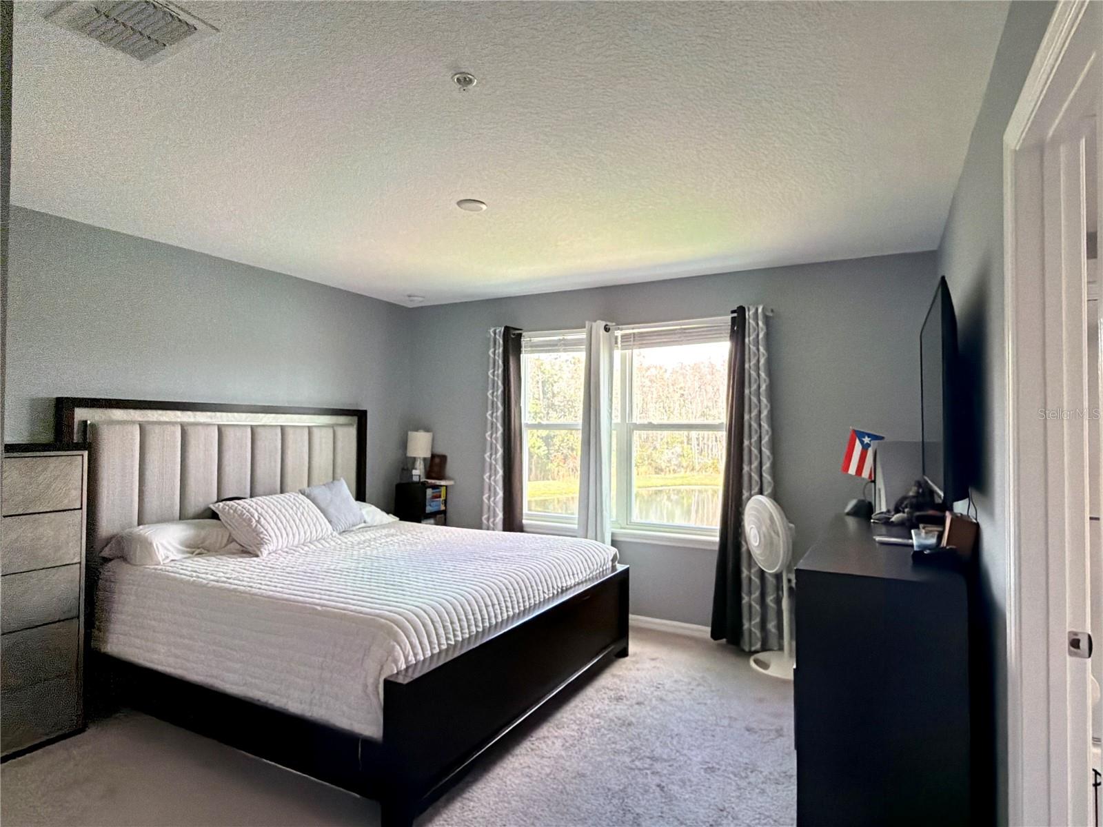 Image 16 of 36 For 2183 Crystal Bell Street