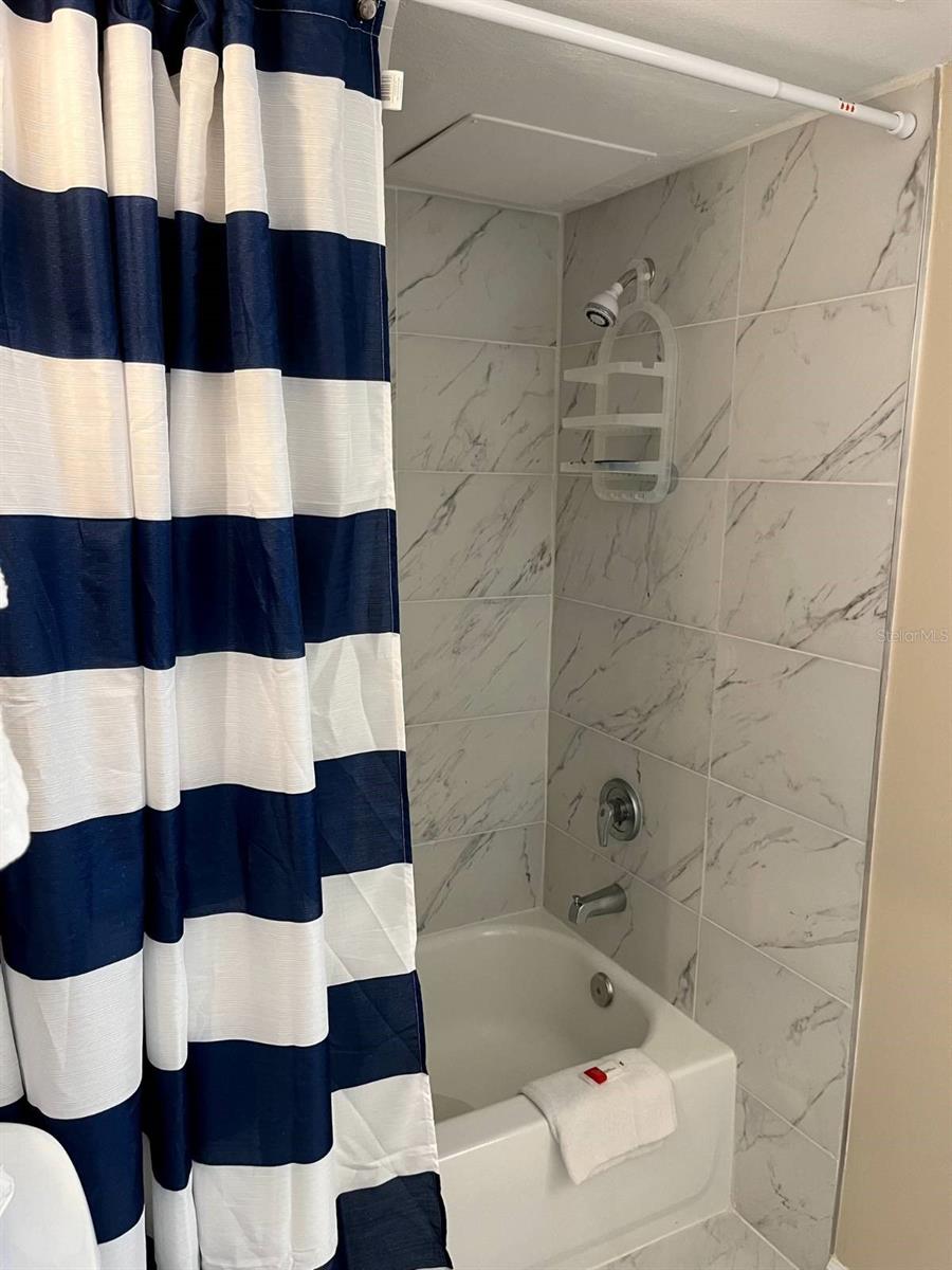 Image 11 of 25 For 1909 Atlantic Avenue 621