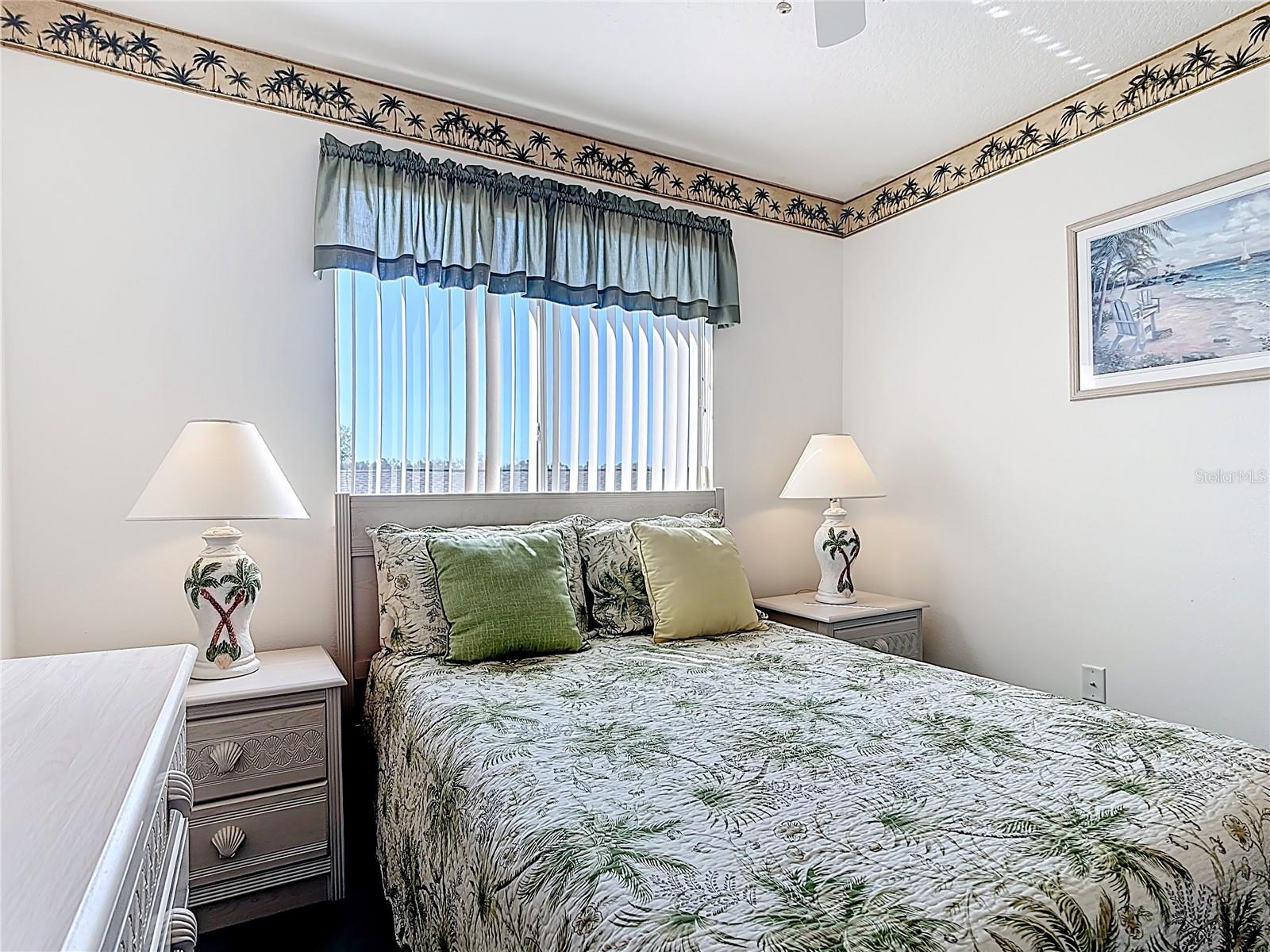 Image 26 of 40 For 565 Orchid Drive