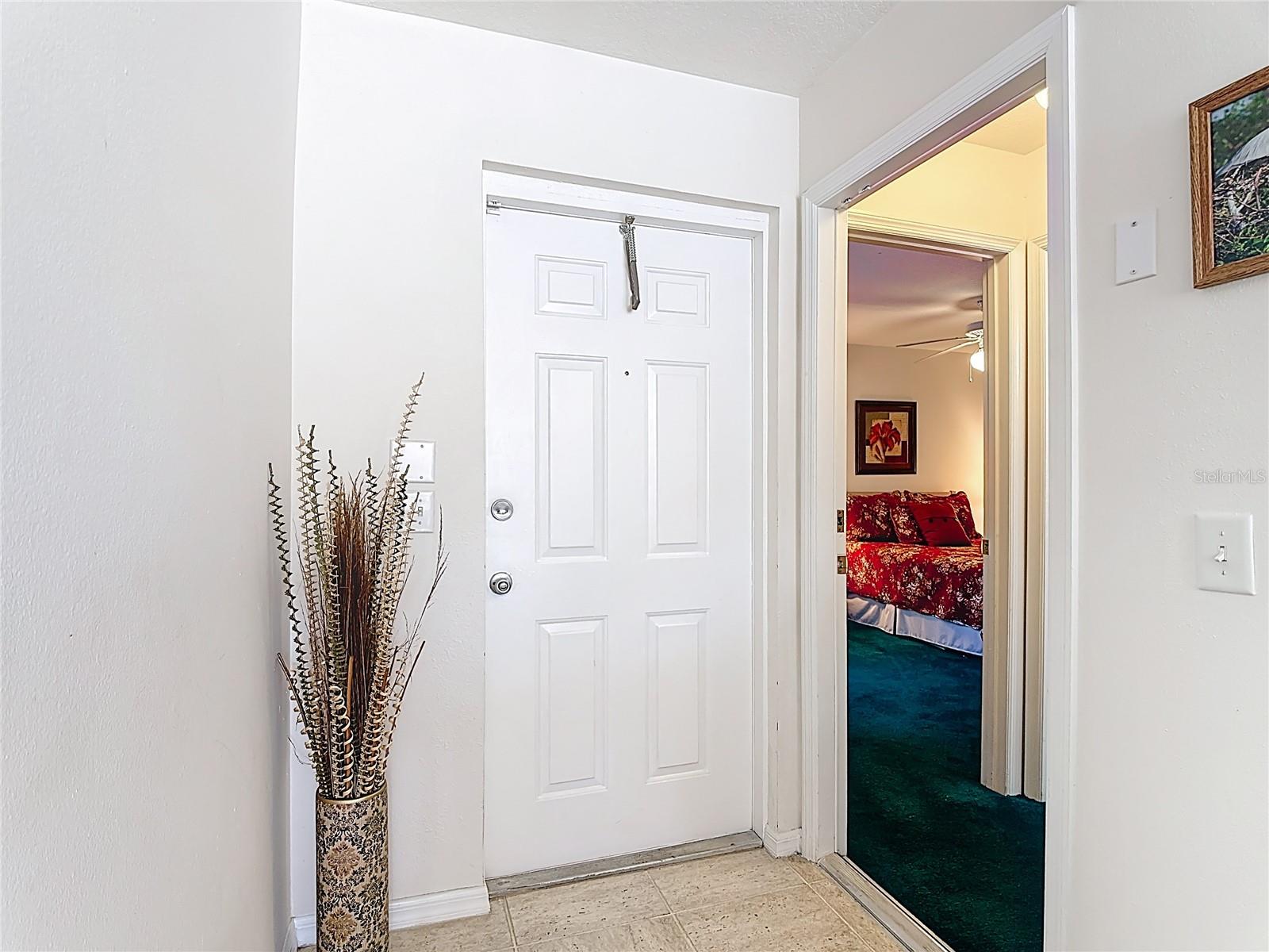 Image 27 of 40 For 565 Orchid Drive