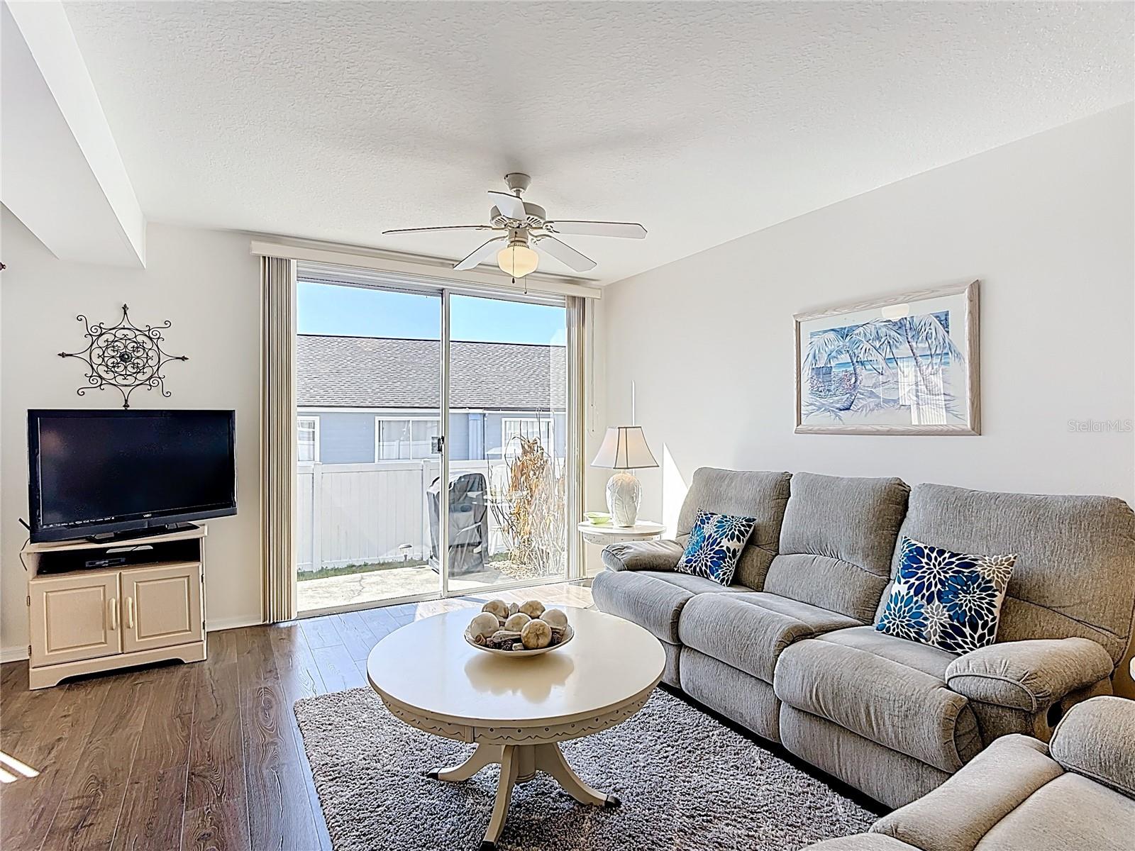 Image 3 of 40 For 565 Orchid Drive