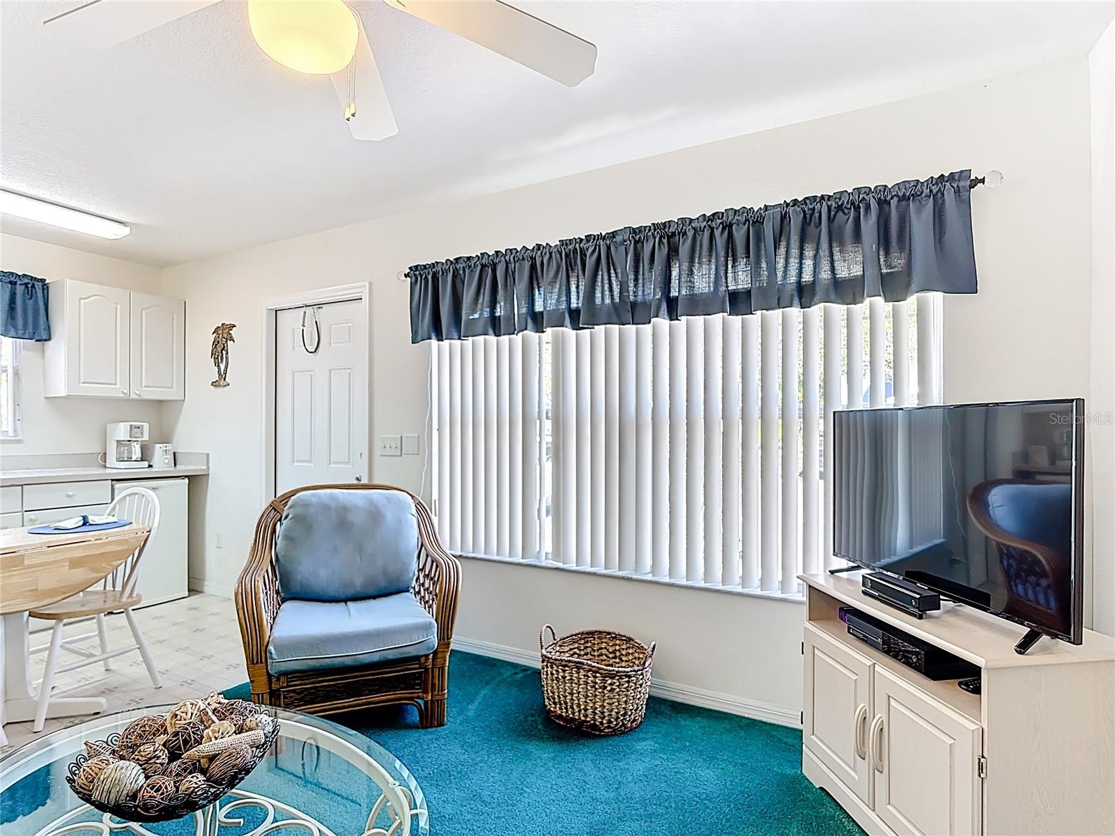 Image 34 of 40 For 565 Orchid Drive