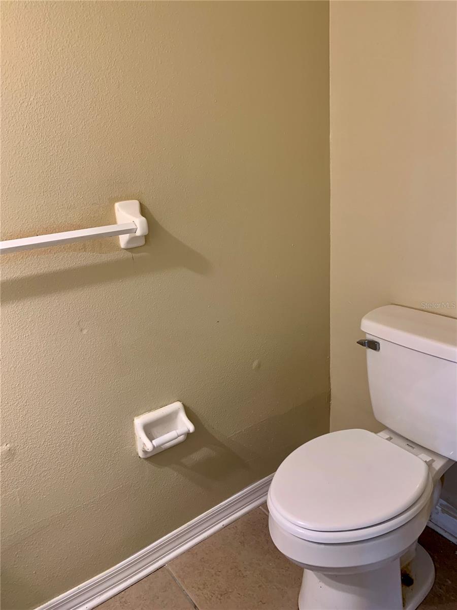 Image 5 of 16 For 1416 Ridge Lake Court