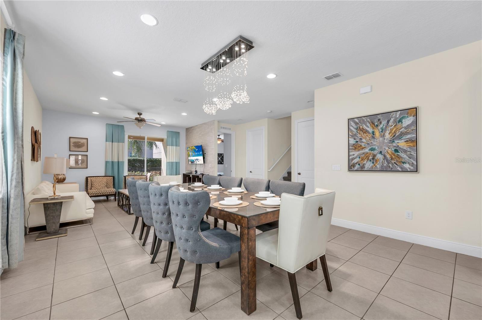 Image 12 of 76 For 460 Lasso Drive