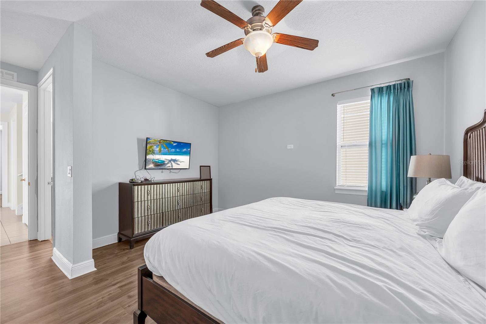 Image 22 of 76 For 460 Lasso Drive