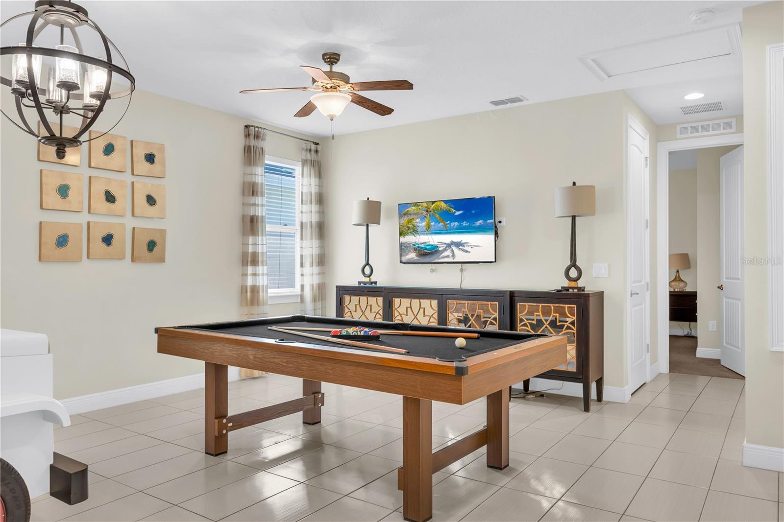 Image 27 of 76 For 460 Lasso Drive