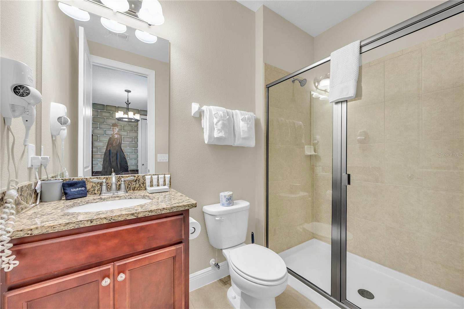 Image 31 of 76 For 460 Lasso Drive