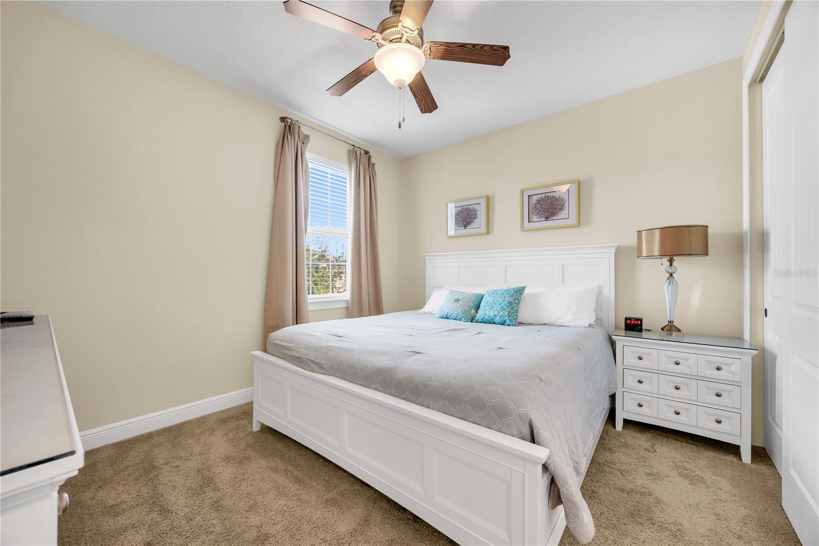 Image 36 of 76 For 460 Lasso Drive