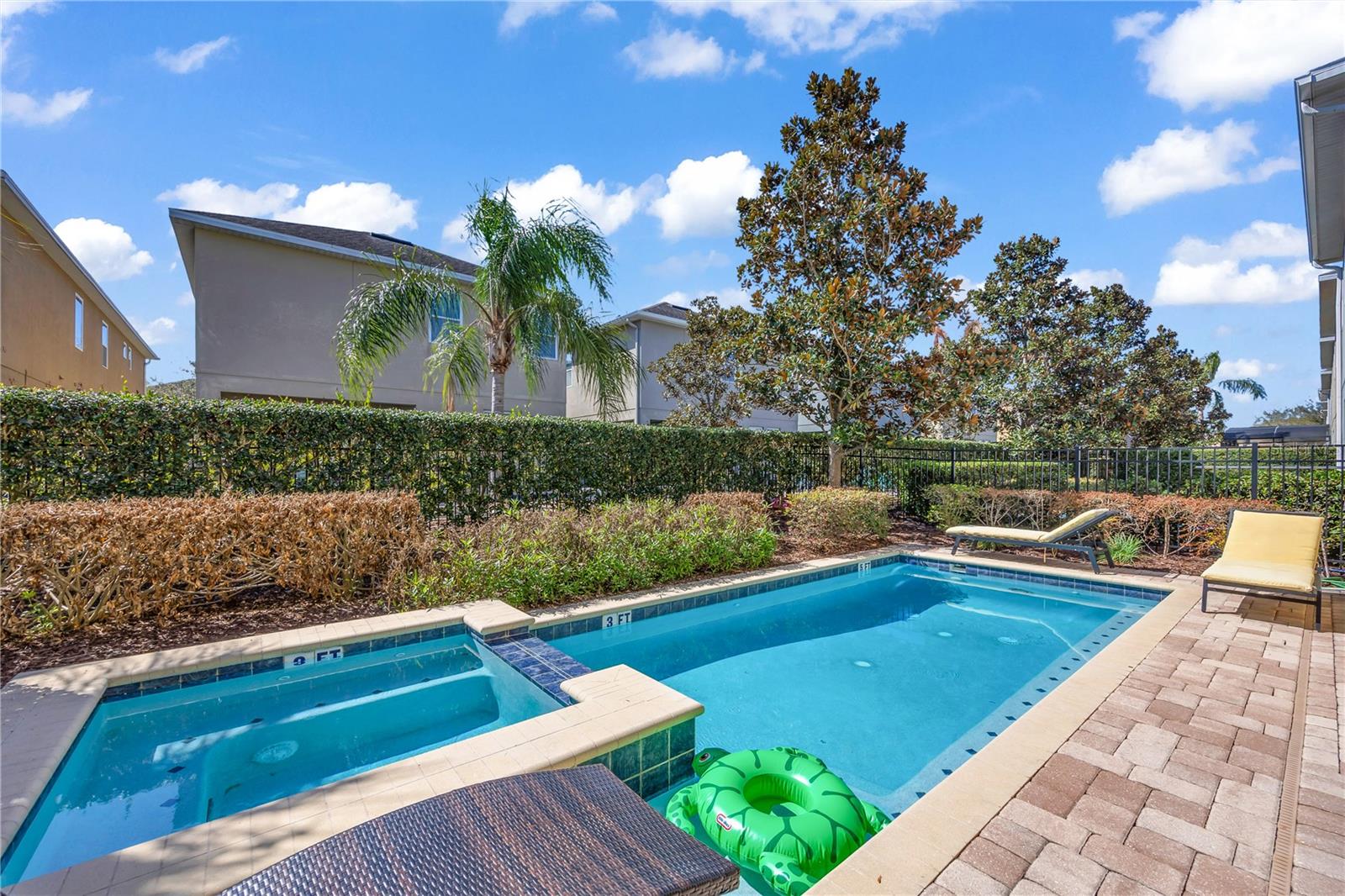 Image 54 of 76 For 460 Lasso Drive