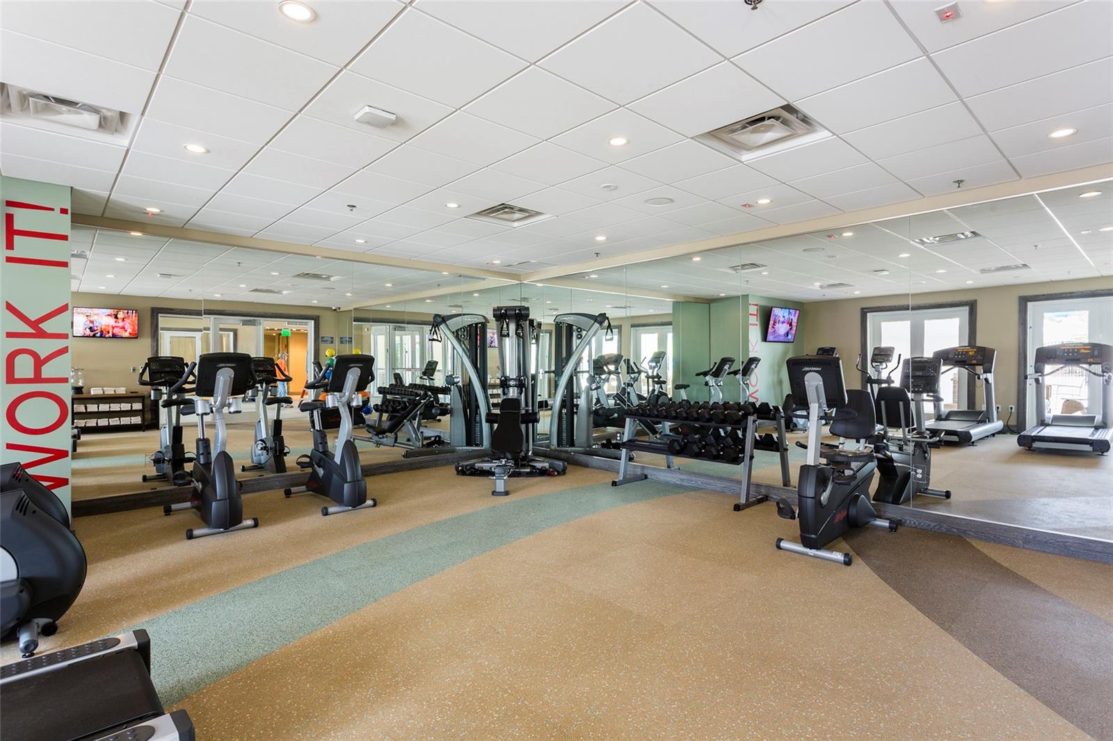 Image 63 of 76 For 460 Lasso Drive