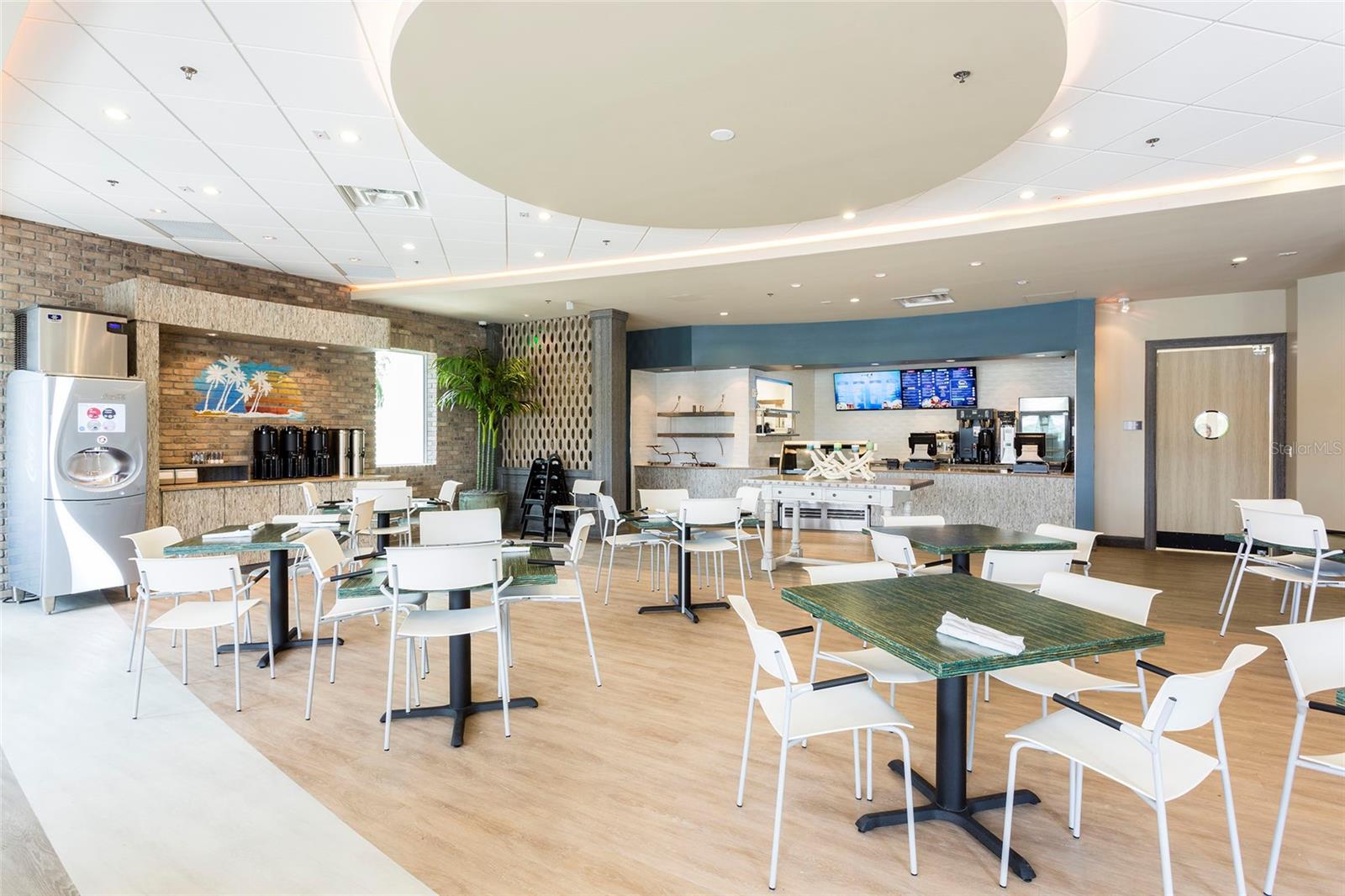 Image 66 of 76 For 460 Lasso Drive