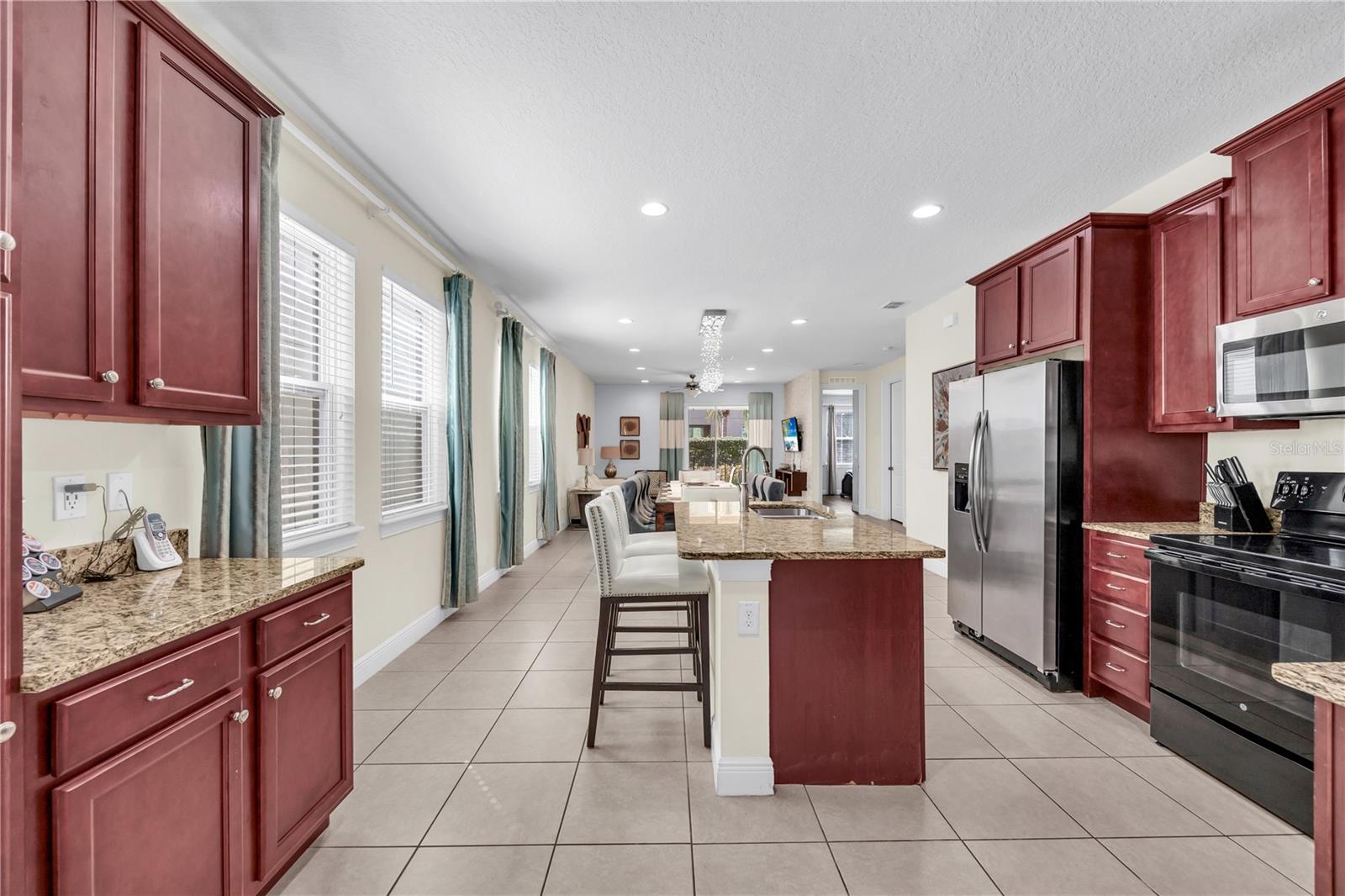 Image 7 of 76 For 460 Lasso Drive