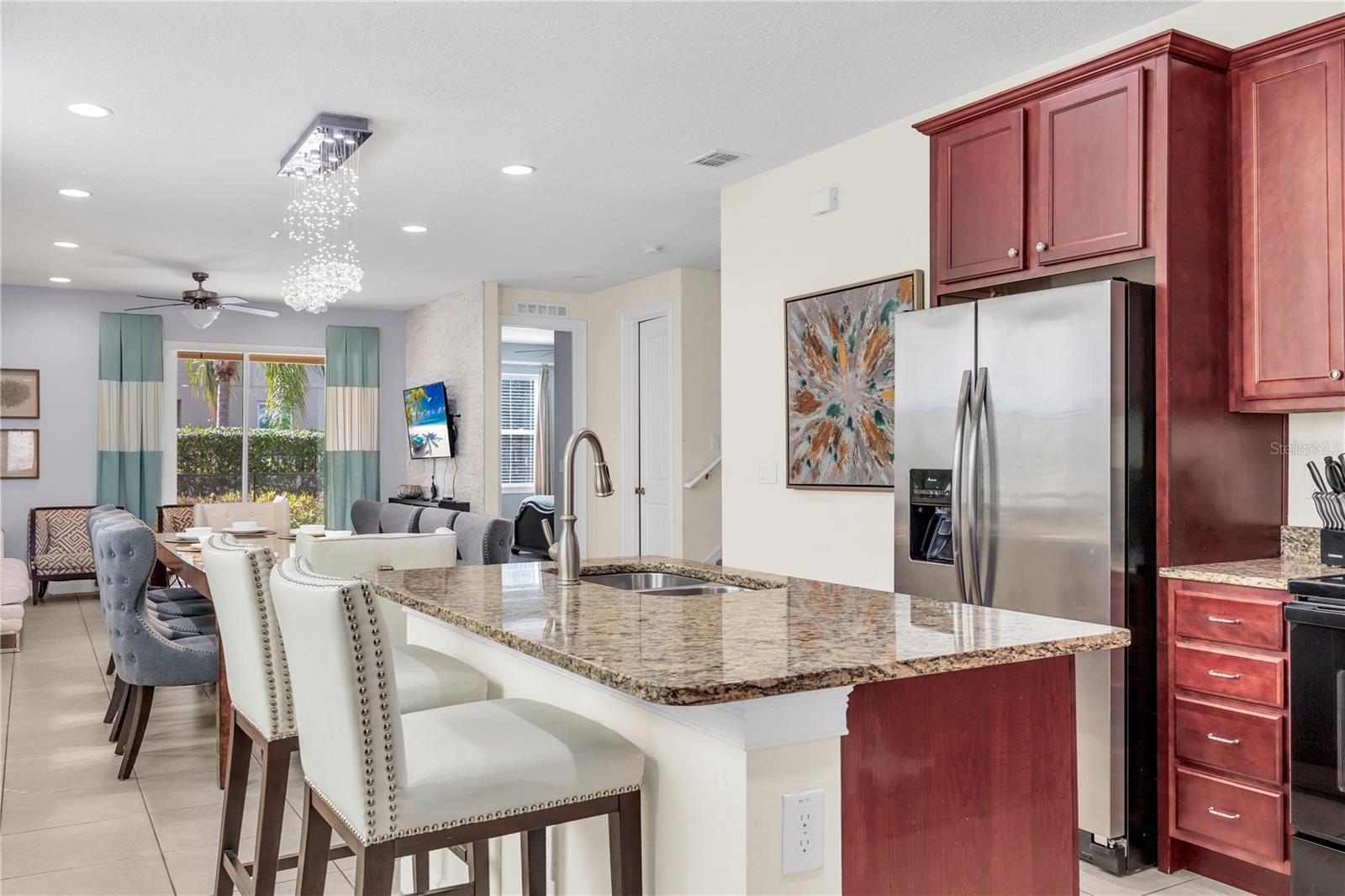 Image 9 of 76 For 460 Lasso Drive