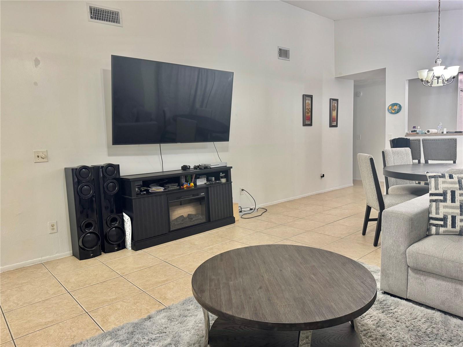 Image 4 of 24 For 7845 Winter Song Drive