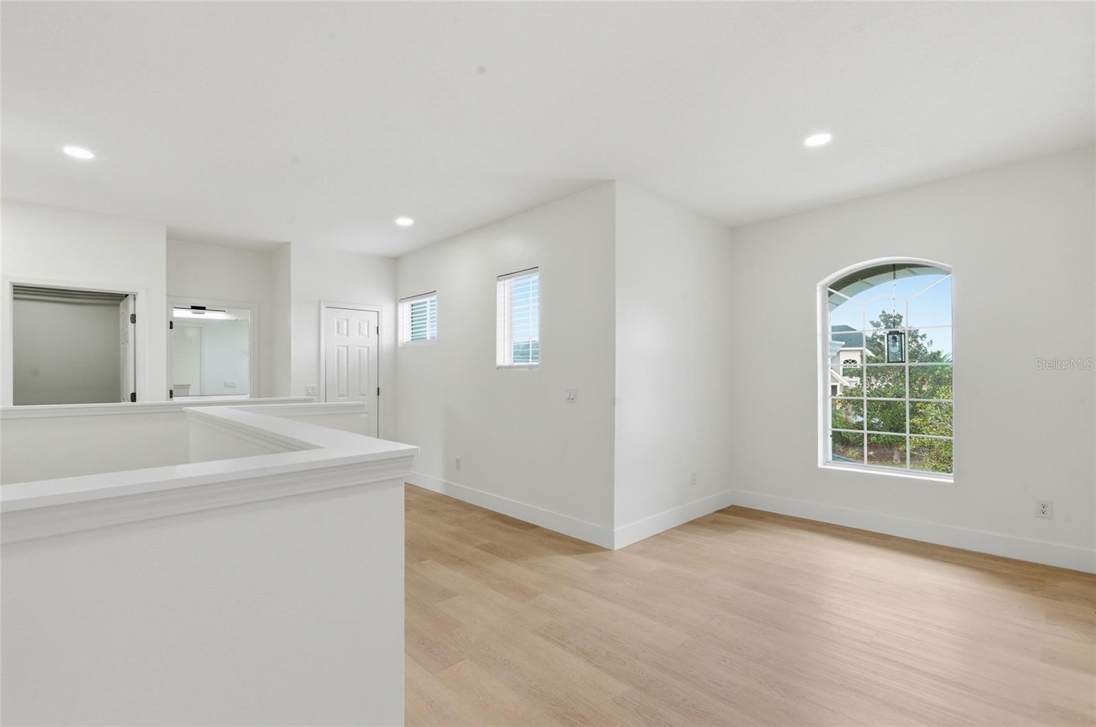 Image 18 of 29 For 447 Spring River Drive