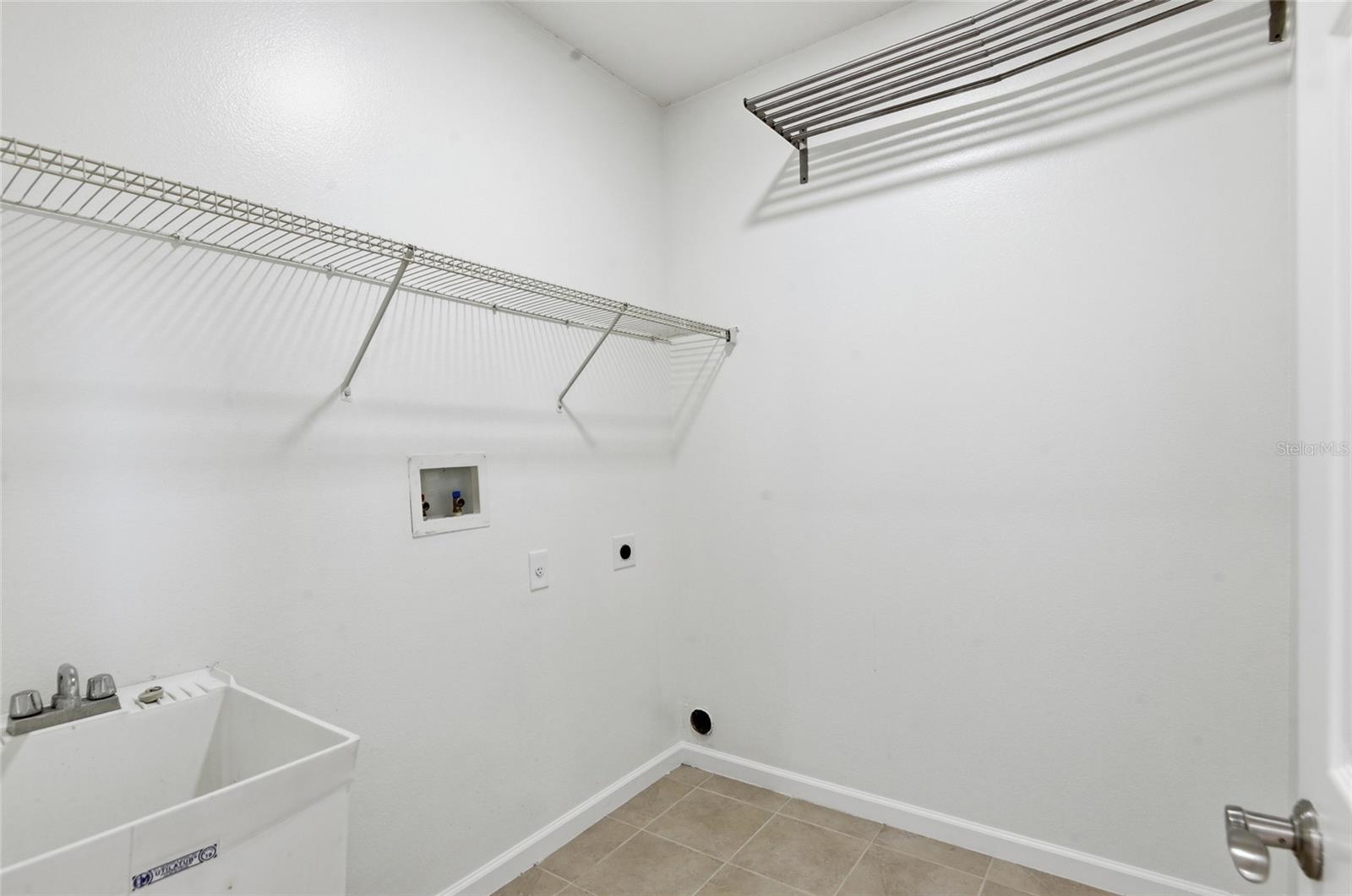 Image 25 of 29 For 447 Spring River Drive