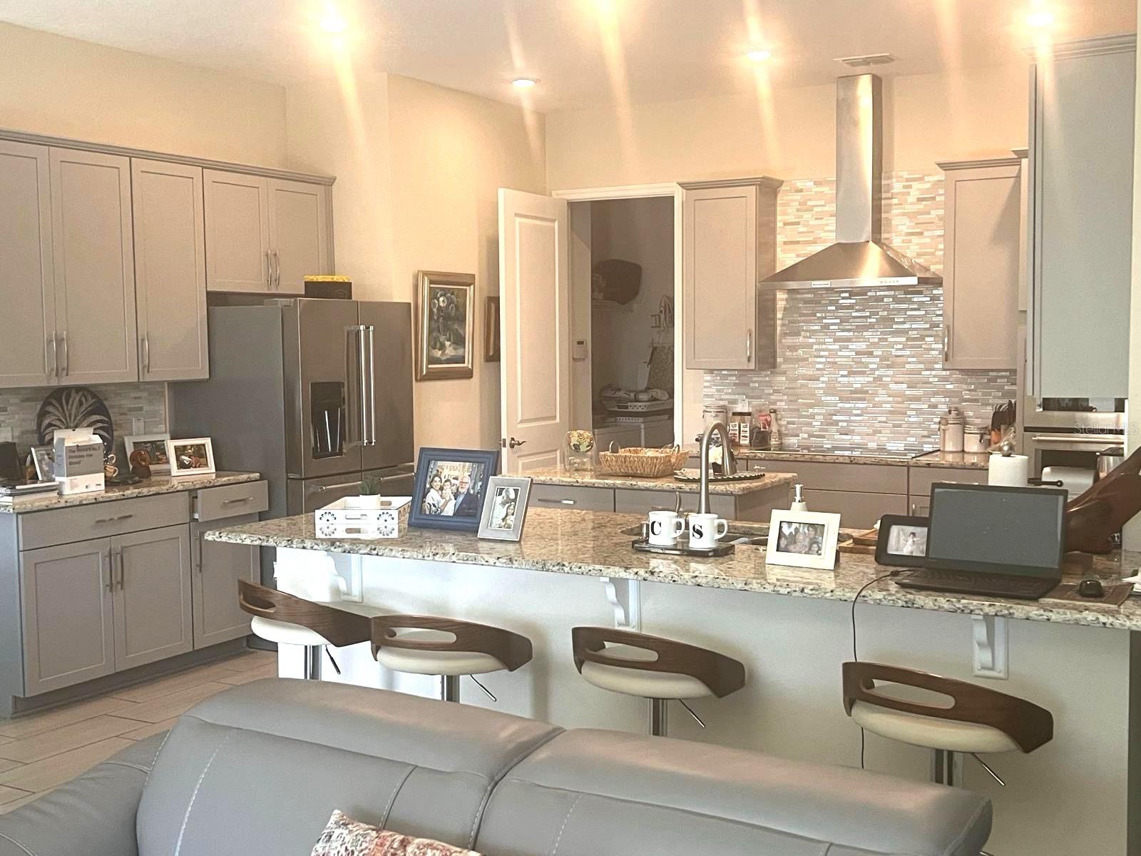 Image 13 of 68 For 16545 Broadwater Avenue