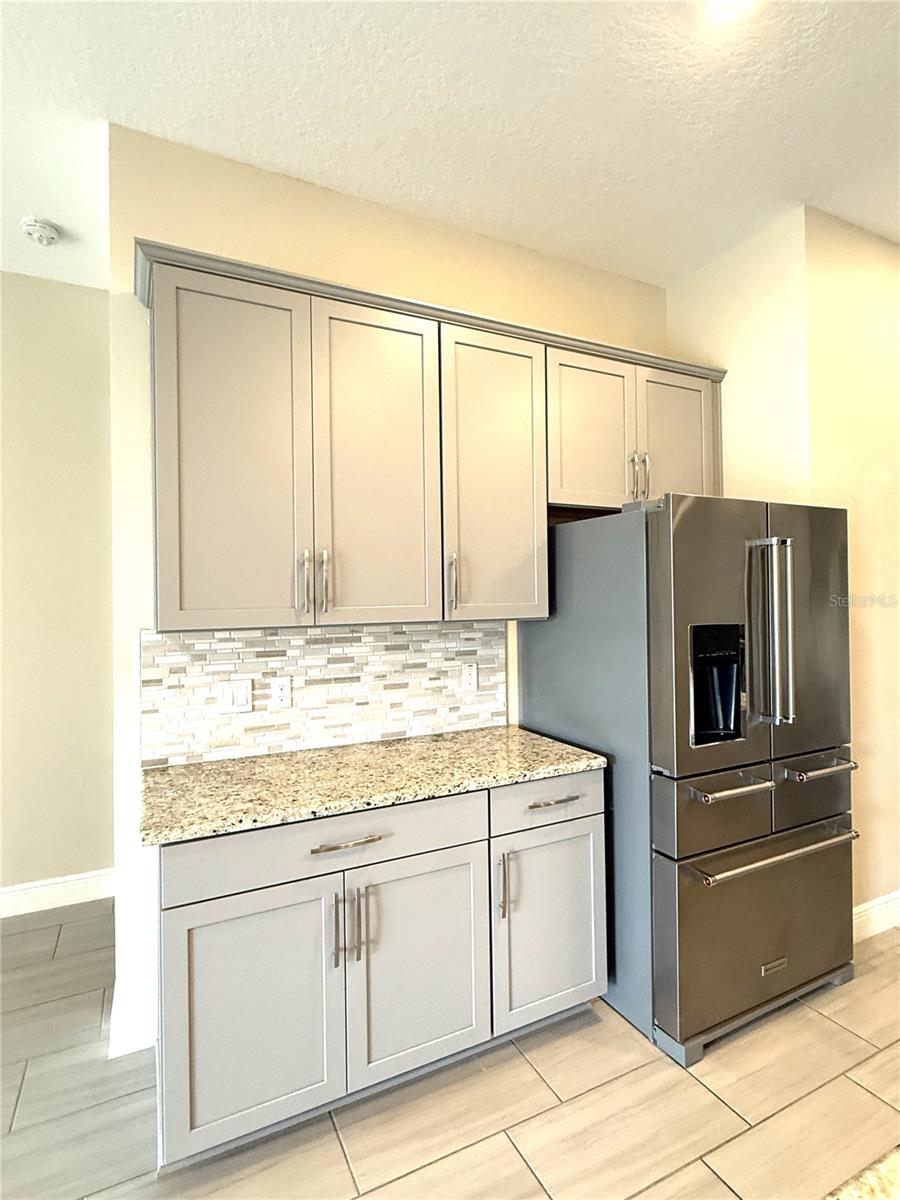 Image 14 of 68 For 16545 Broadwater Avenue