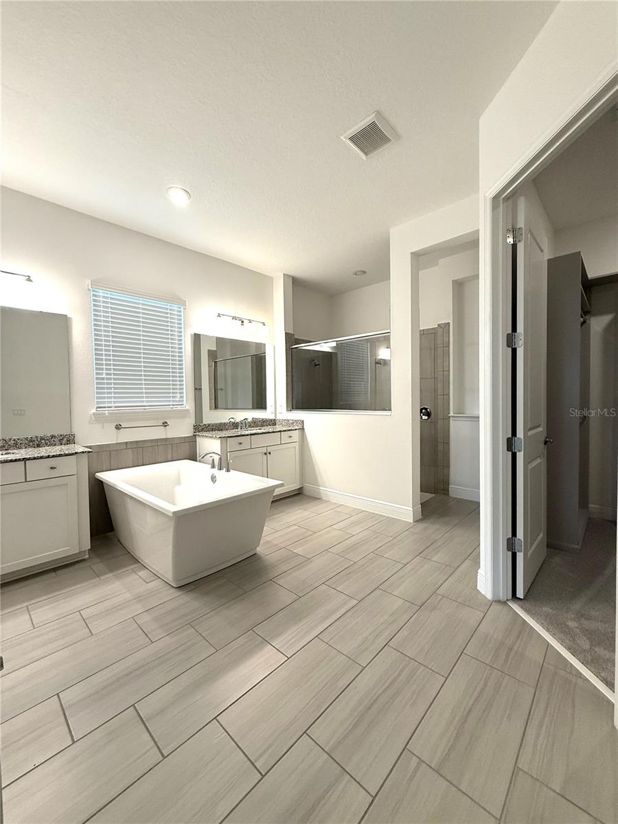 Image 37 of 68 For 16545 Broadwater Avenue