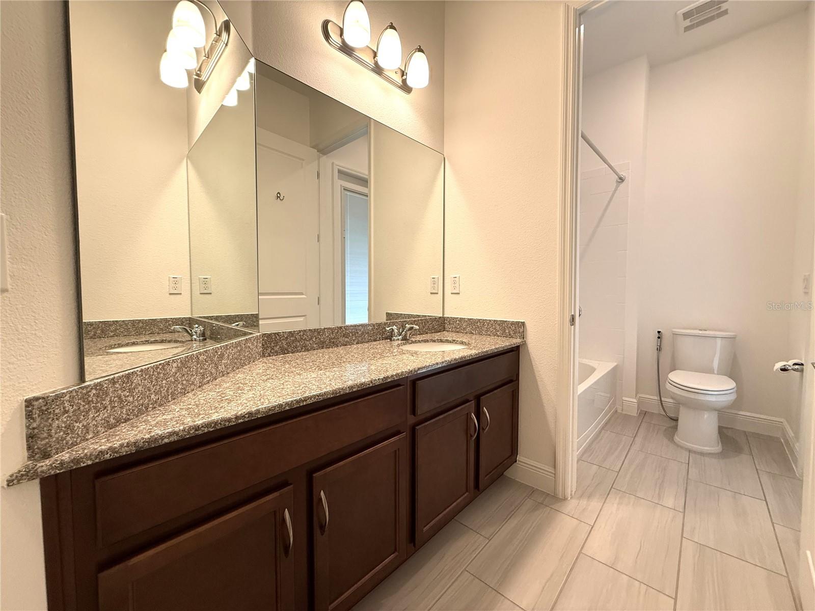 Image 49 of 68 For 16545 Broadwater Avenue