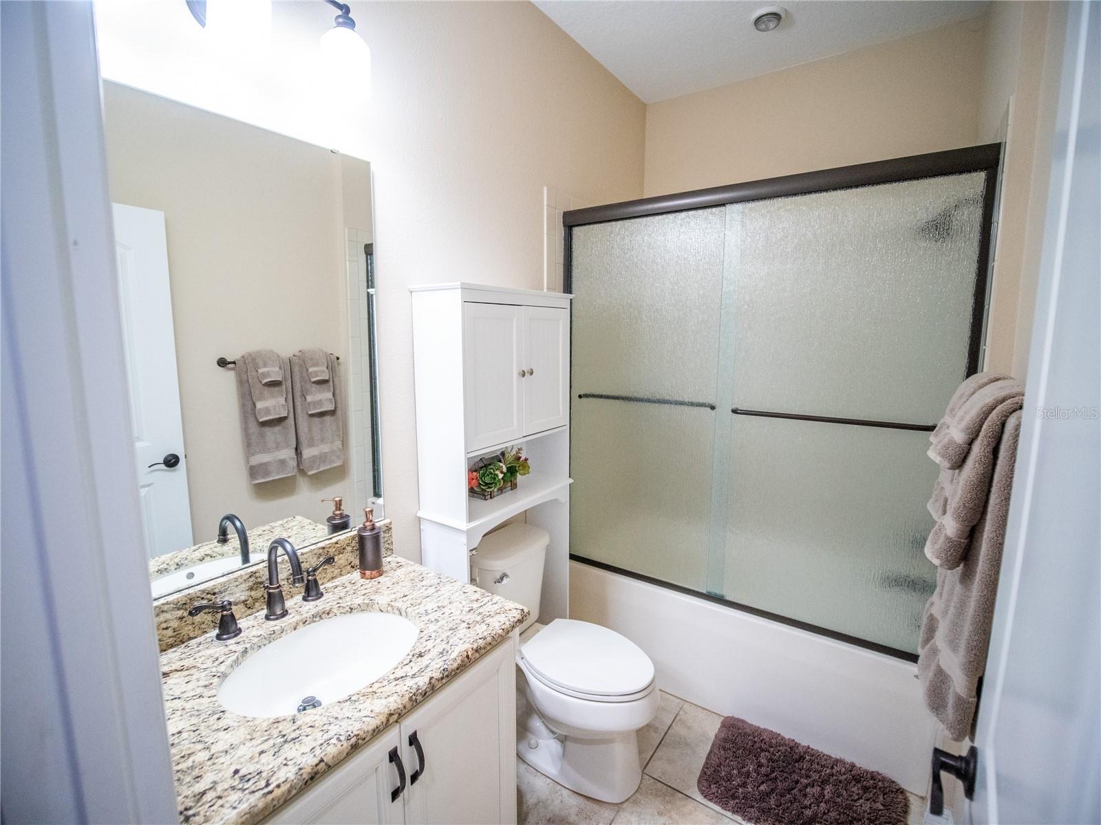 Image 5 of 32 For 164 Silver Maple Road