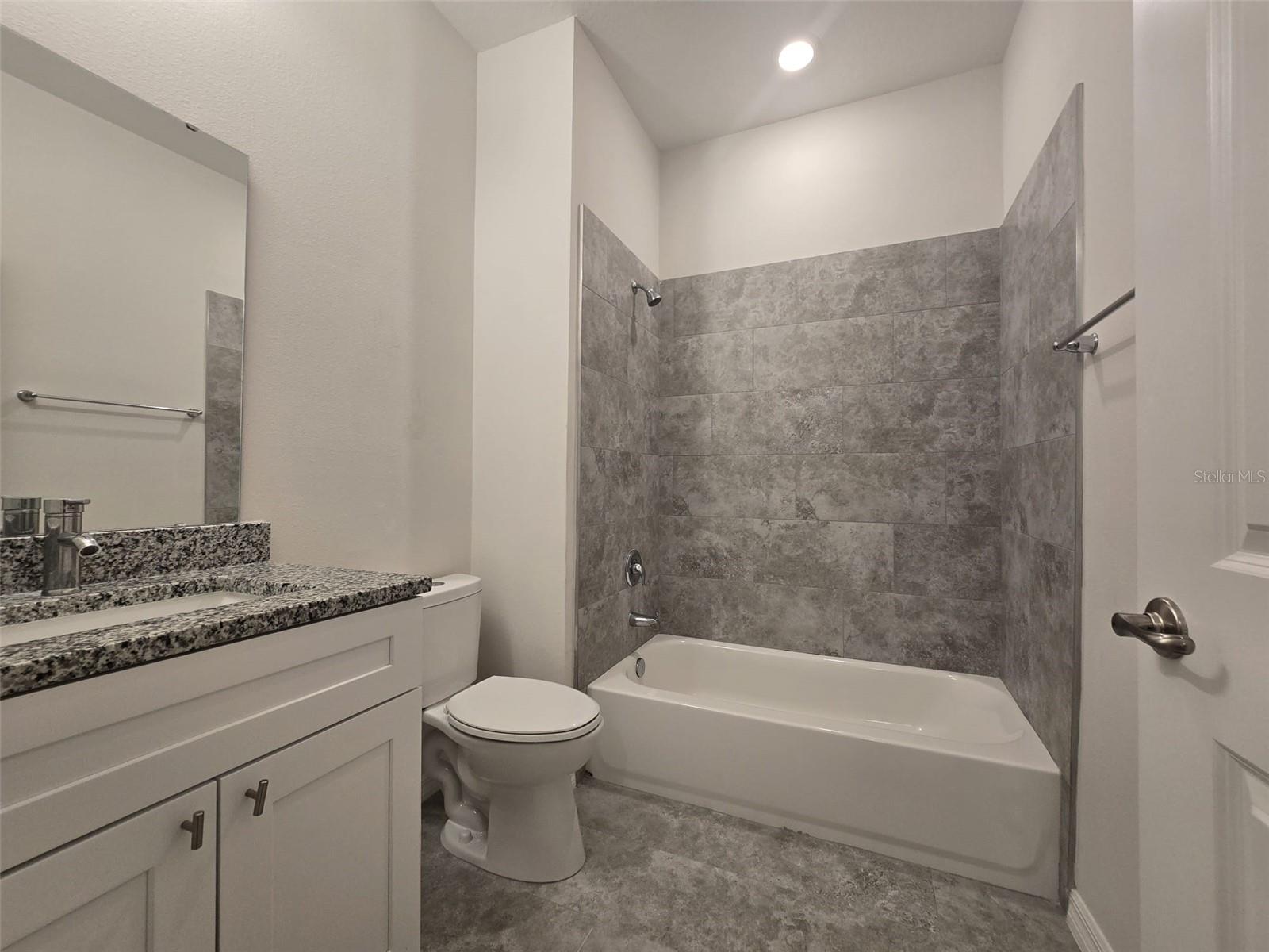 Image 22 of 23 For 546 Imperial Pl