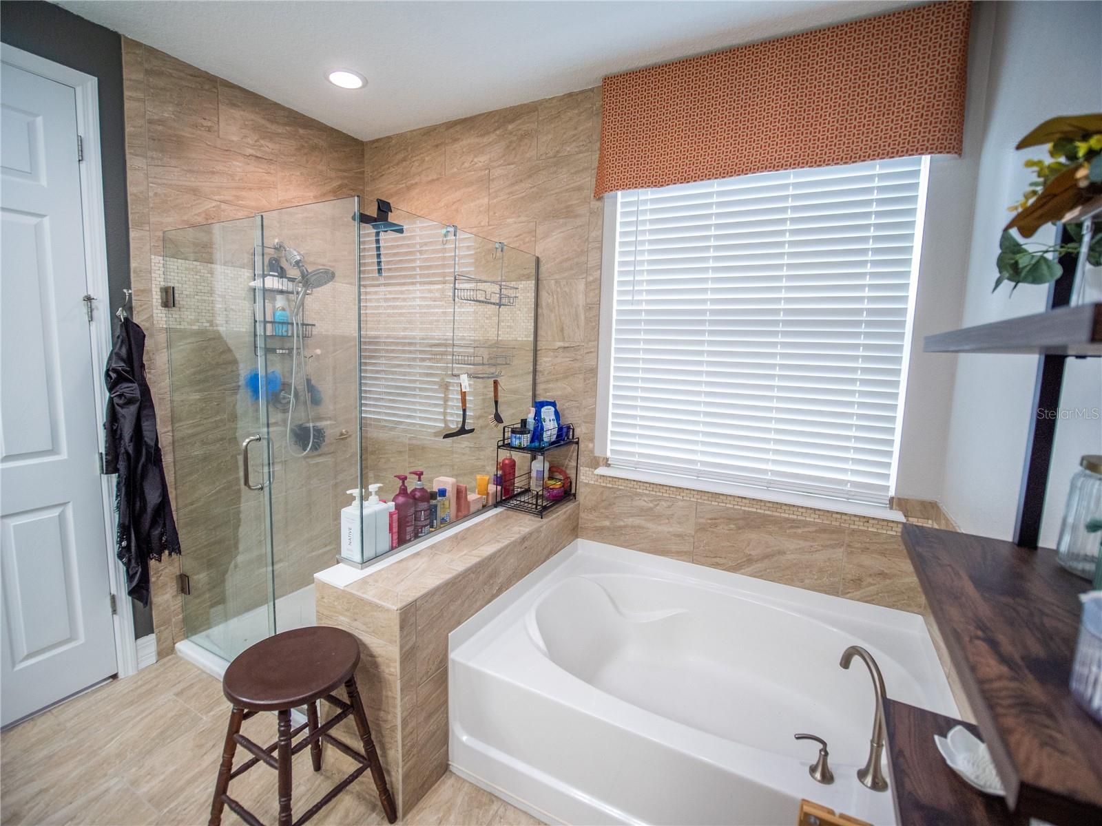 Image 22 of 38 For 8986 Fullerwood Avenue