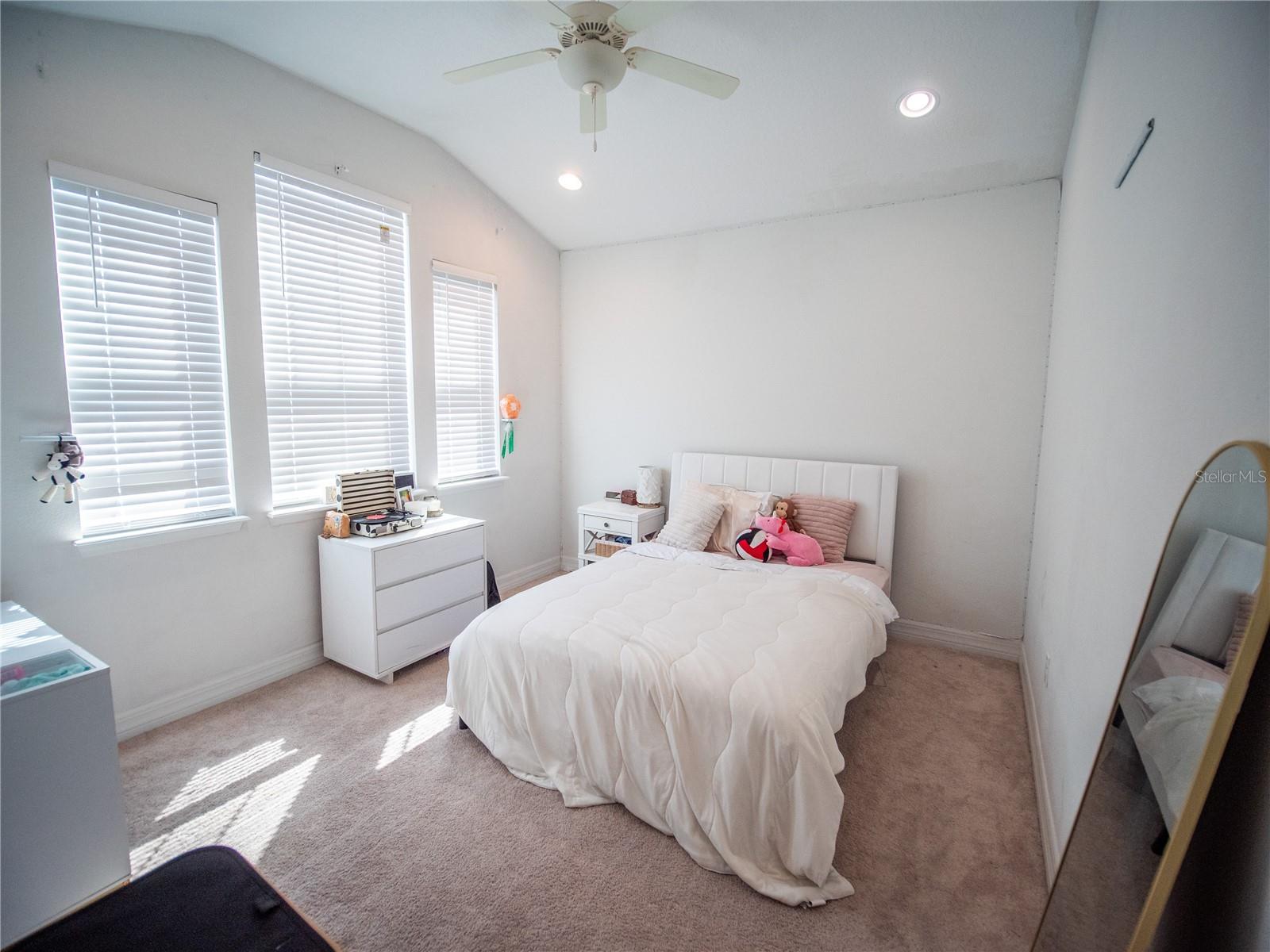 Image 28 of 38 For 8986 Fullerwood Avenue